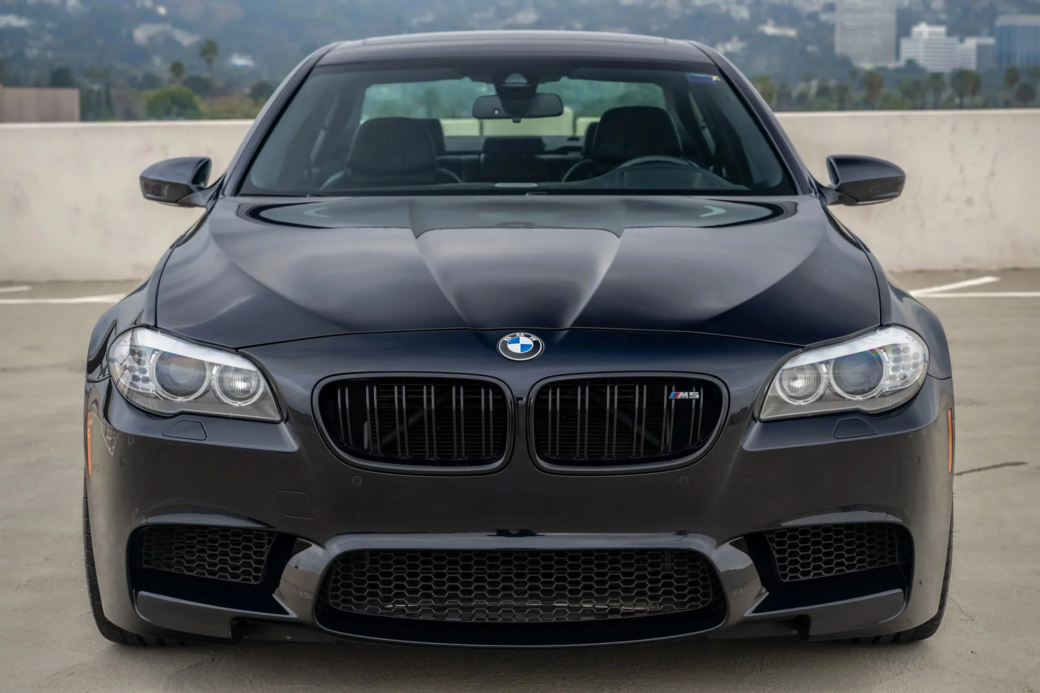 Azurite Black BMW M5