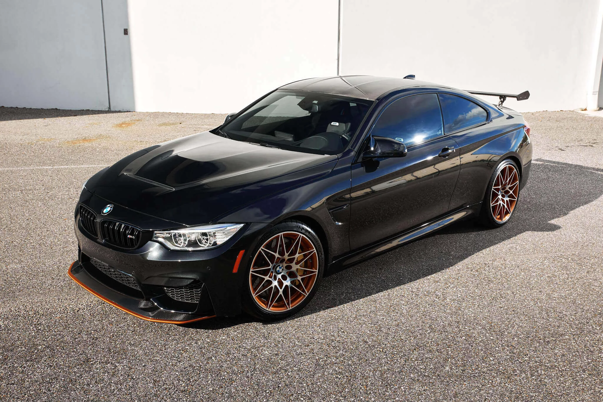 Sapphire Black BMW M4