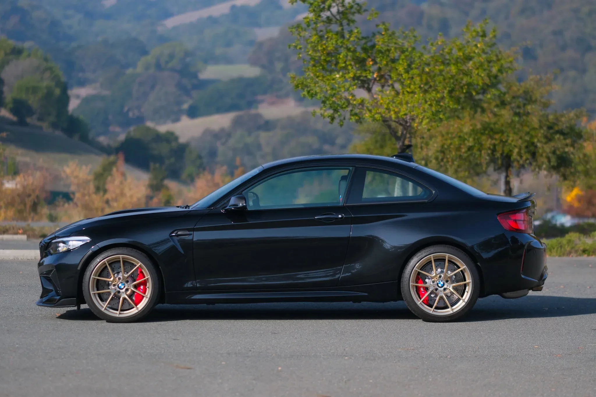 Sapphire Black BMW M2
