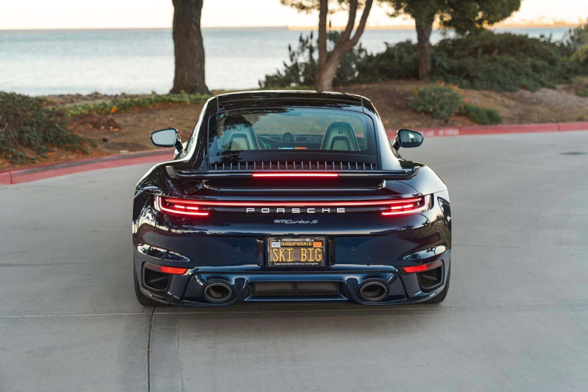 Night Blue Metallic Porsche 911 Turbo