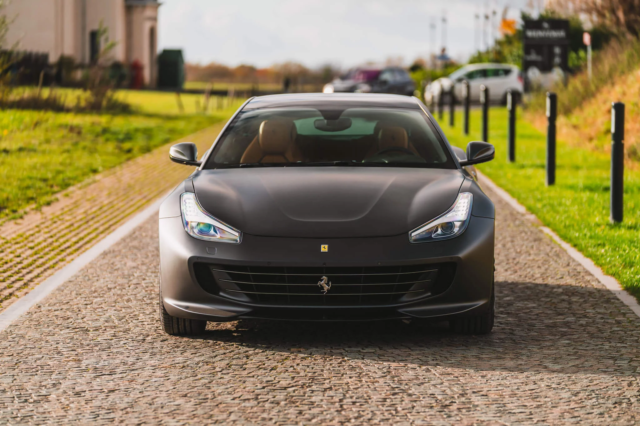 Grigio Silverstone Opaco Ferrari GTC4Lusso