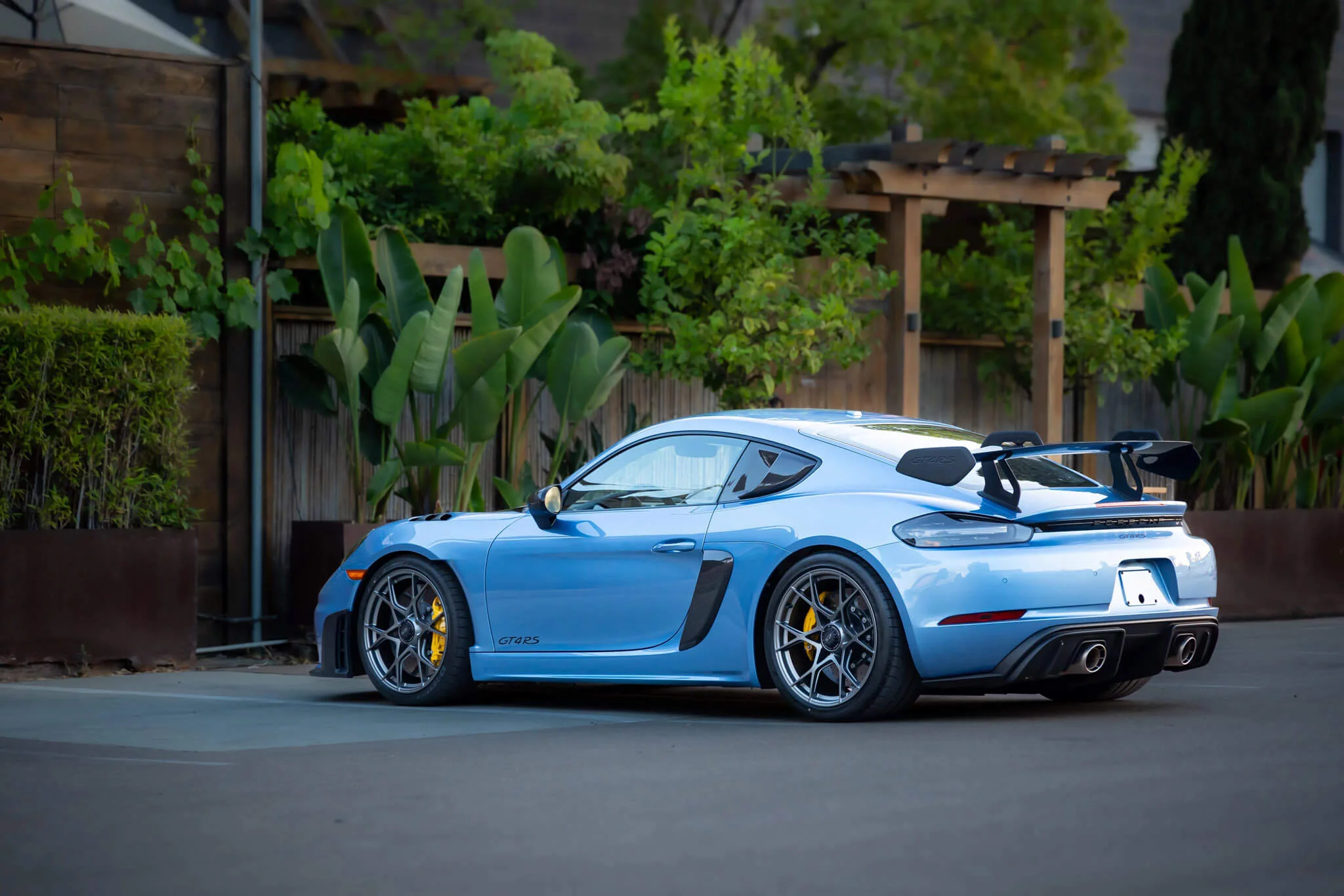 Gemini Metallic Porsche 718 Cayman GT4 RS