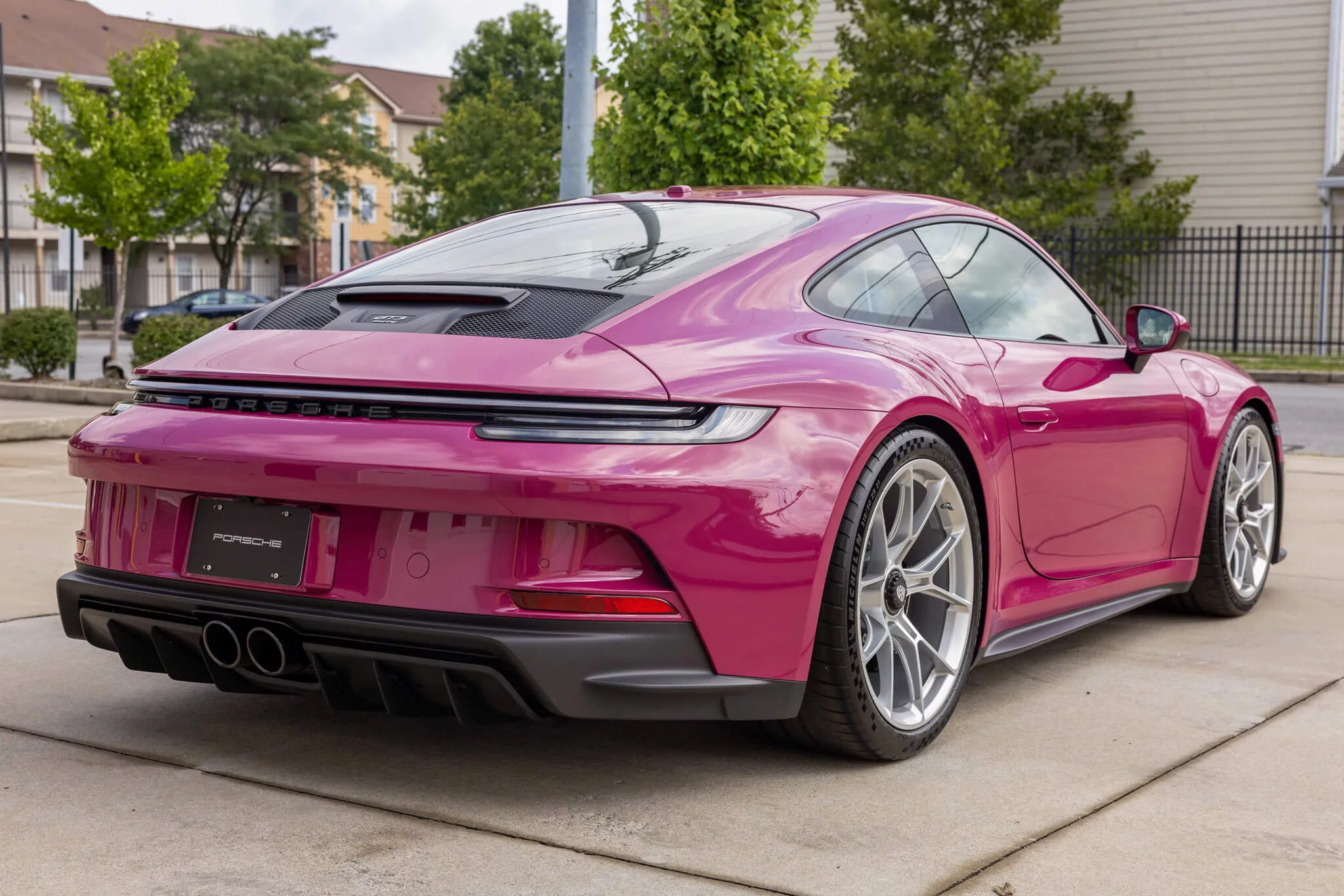 Ruby Star Neo Porsche 911 GT3