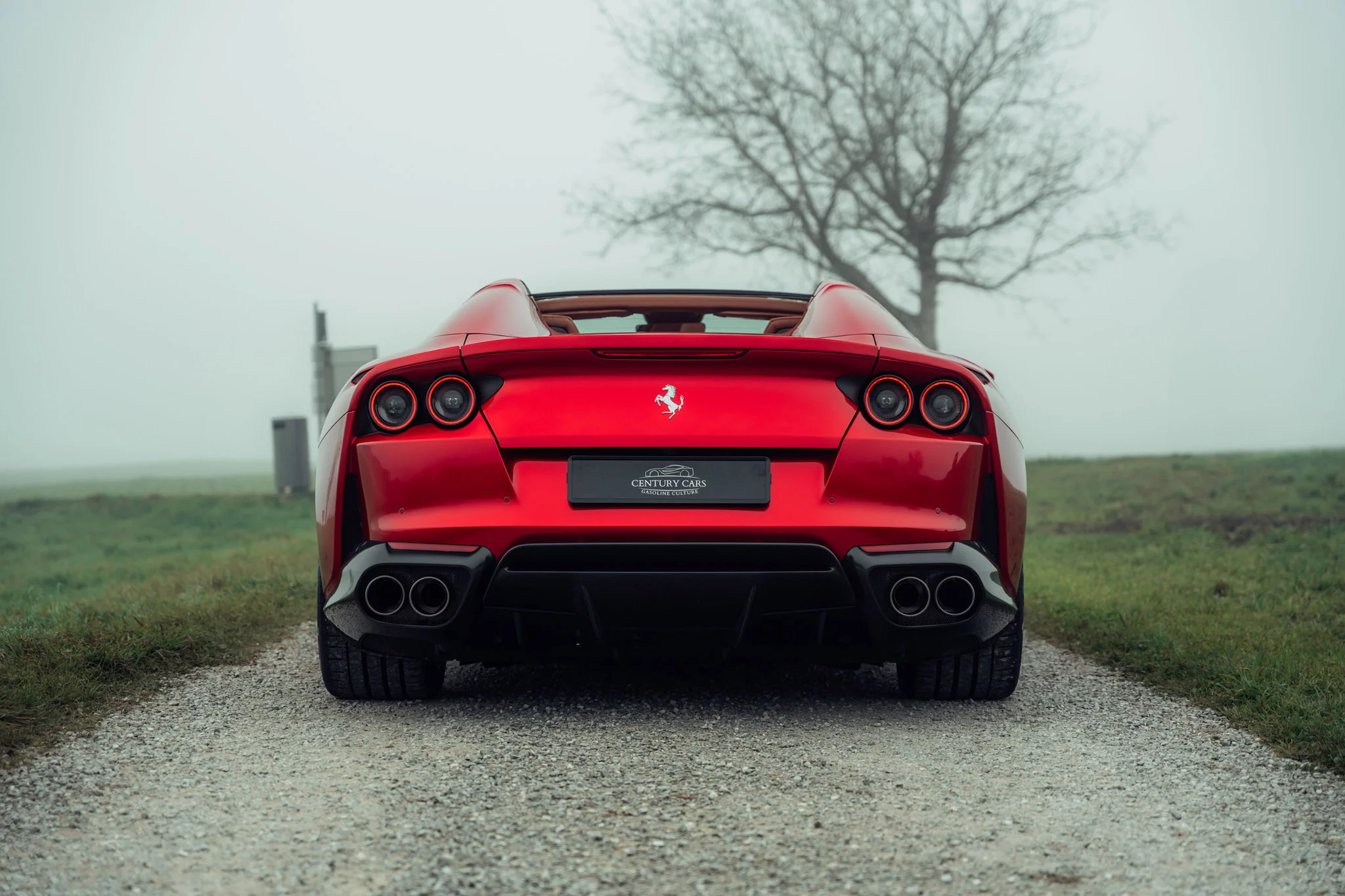 Rosso Magma Ferrari 812