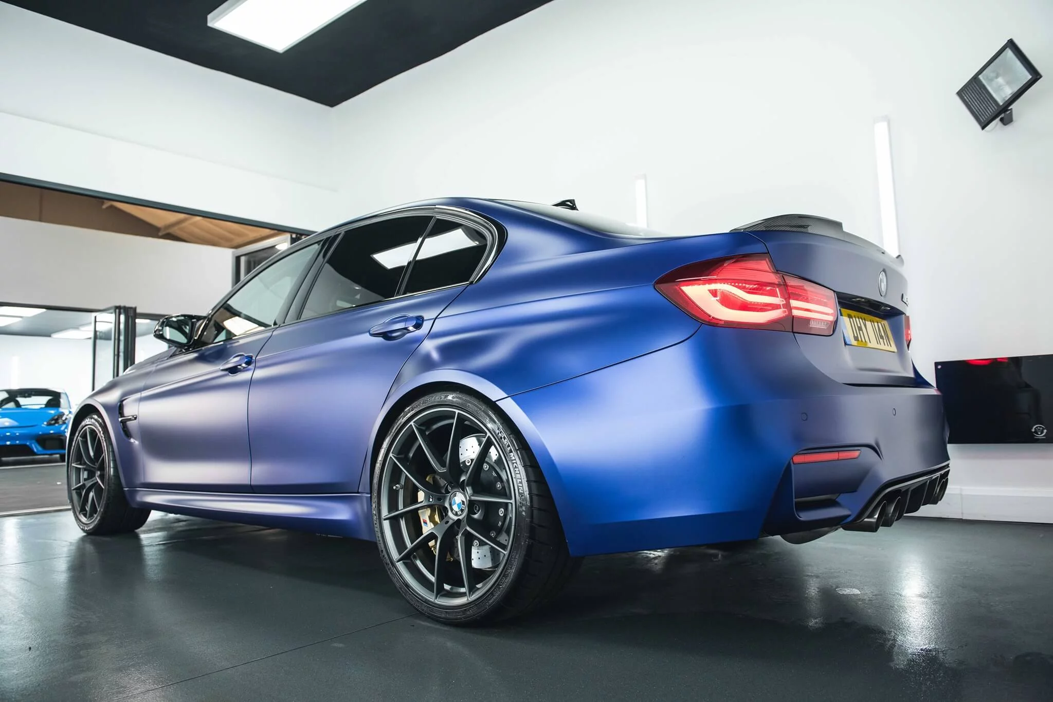 Frozen Dark Blue II BMW M3