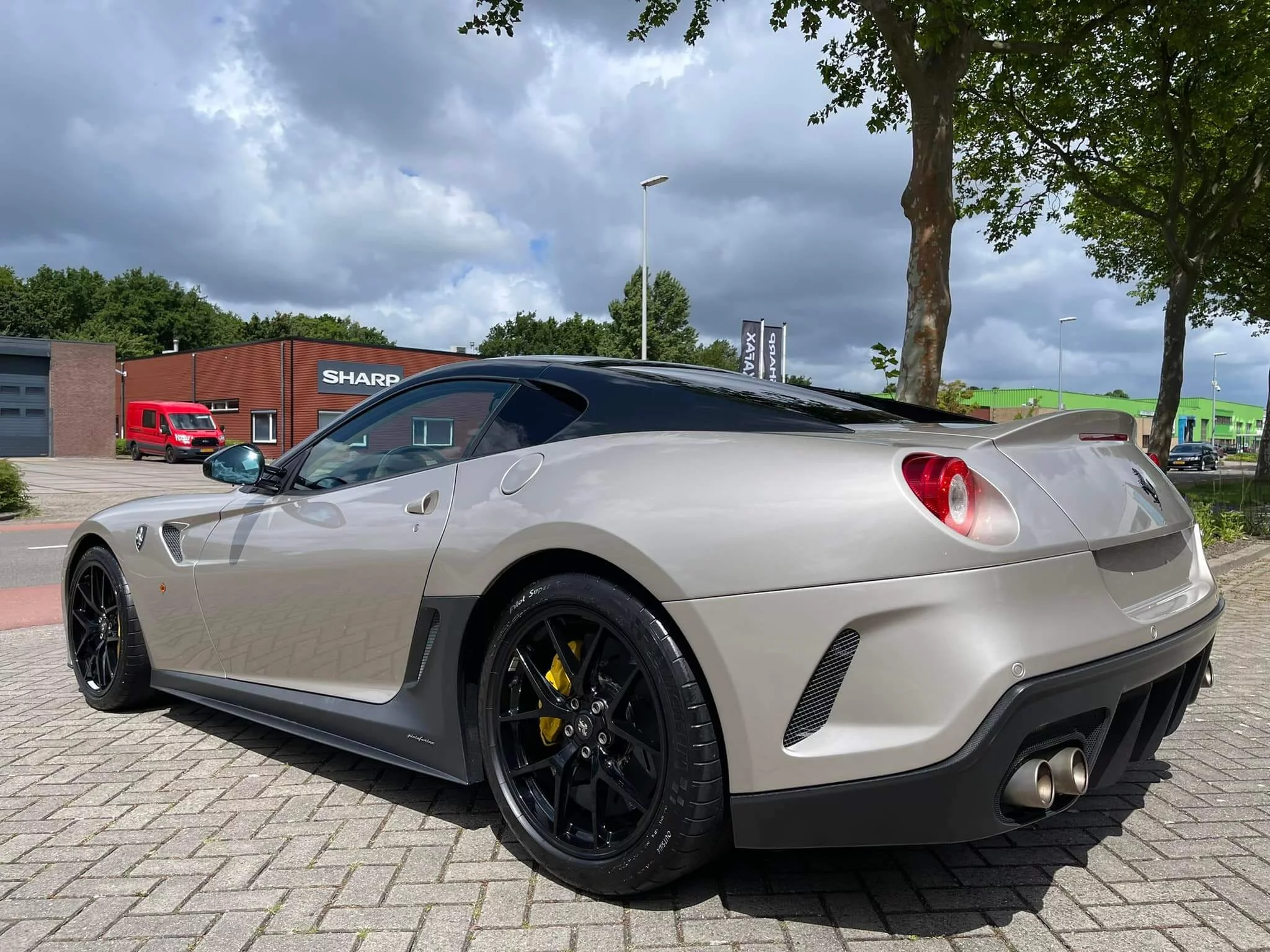 Grigio Ingrid Ferrari 599