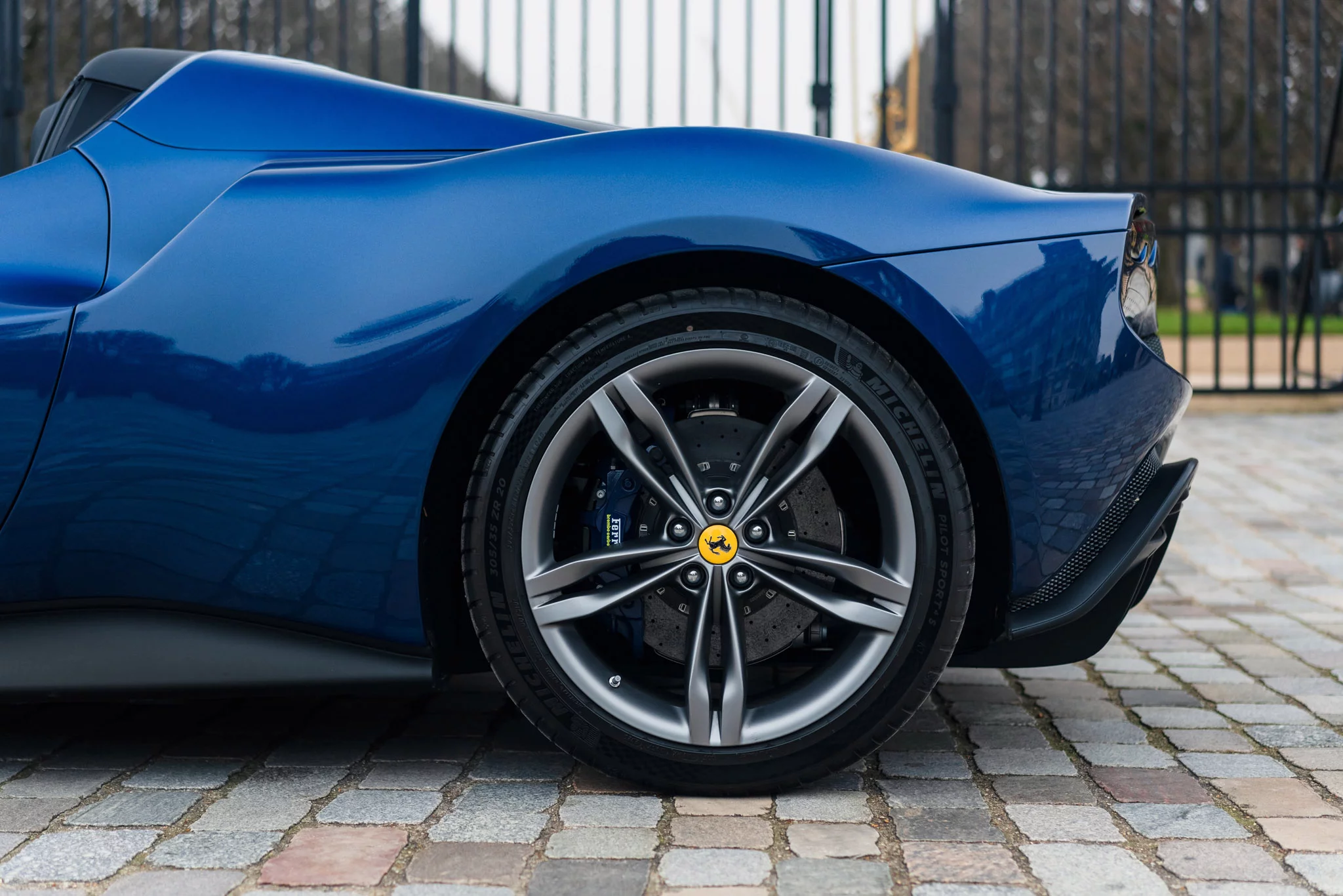 Blu Tour de France 70 Ferrari 296