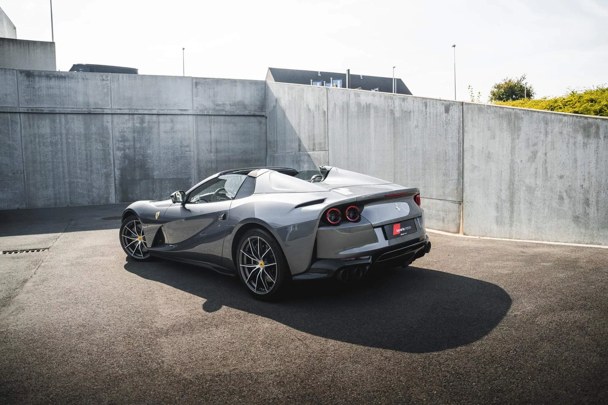 Grigio Ferro Ferrari 812