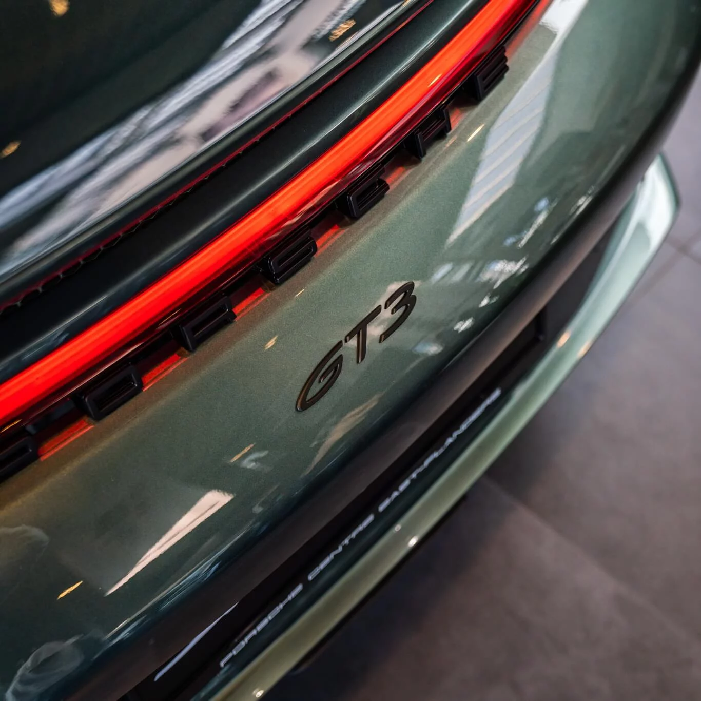 Malachite Green Metallic Porsche 911 GT3