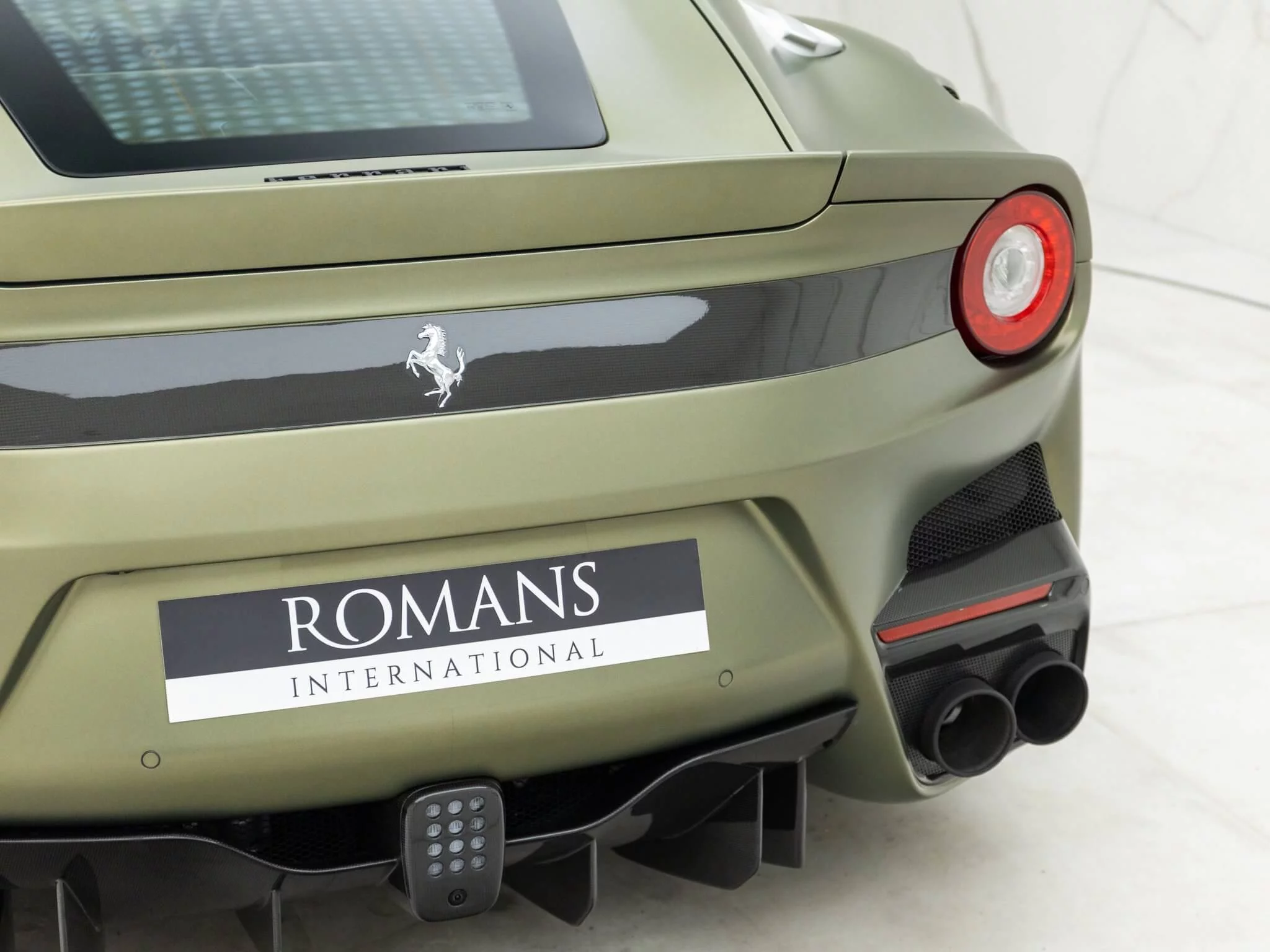 Verde Masoni Opaco Ferrari F12