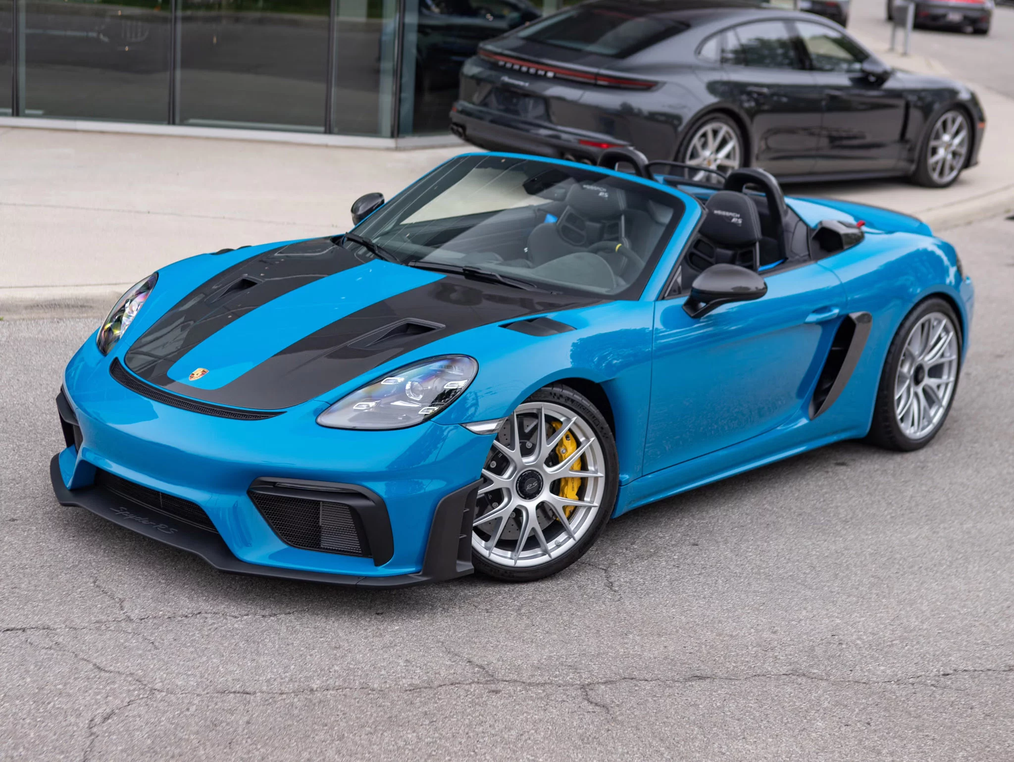 Turqoise Blue Porsche 718 Spyder RS