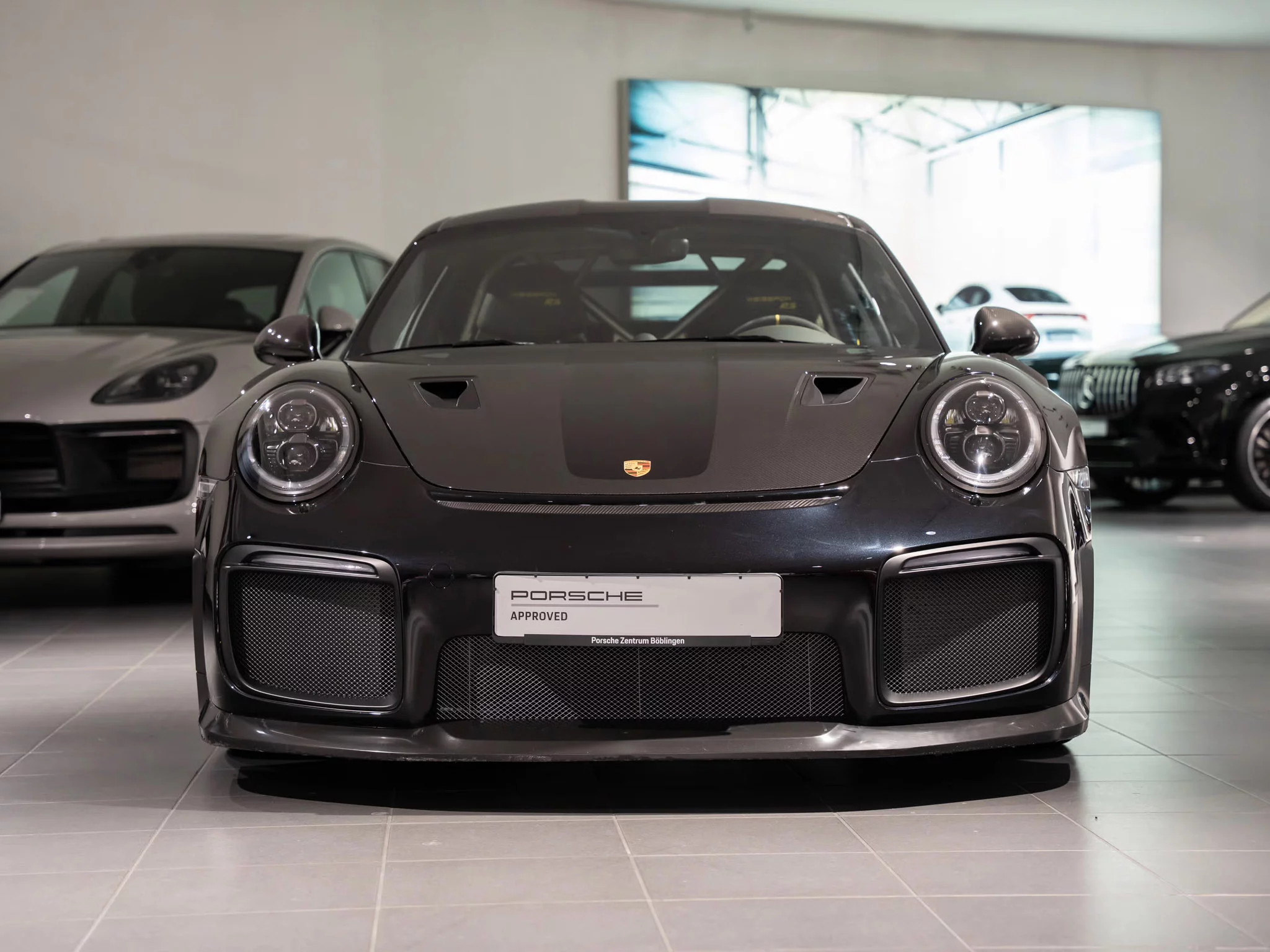 Diamond Black Metallic Porsche 911 GT2 RS