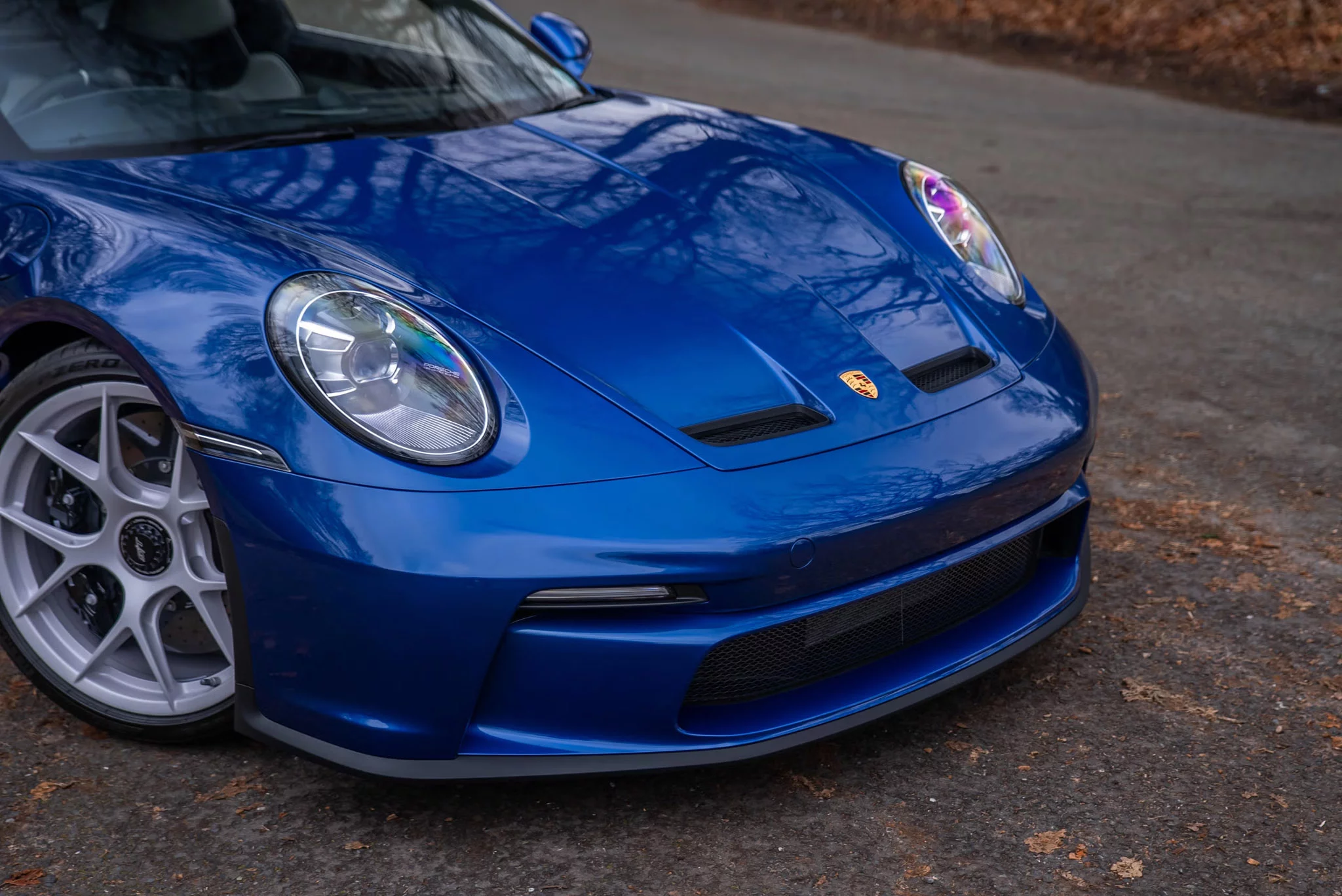 Cobalt Blue Metallic Porsche 911 S/T