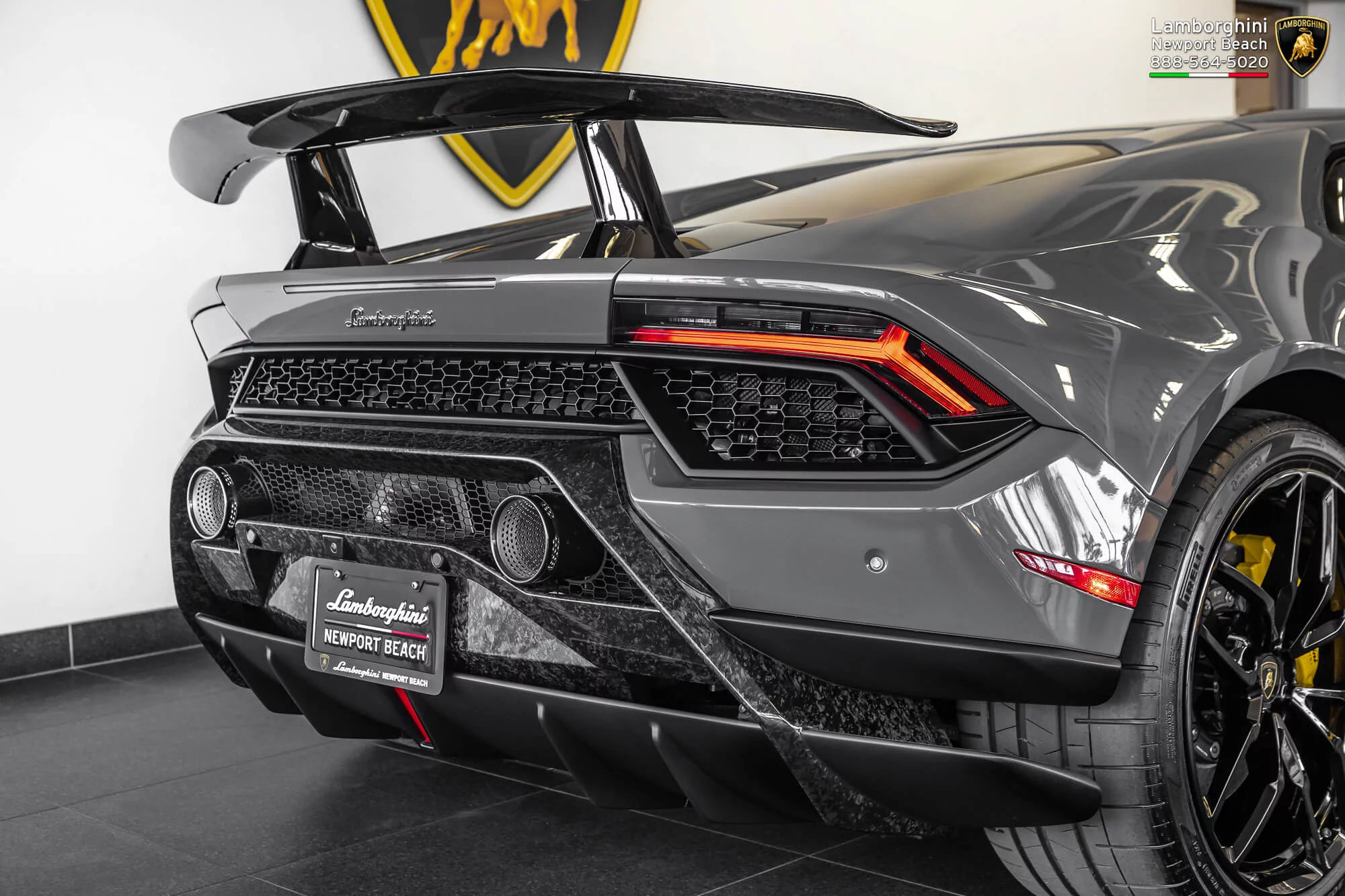 Grigio Telesto Lamborghini Huracán