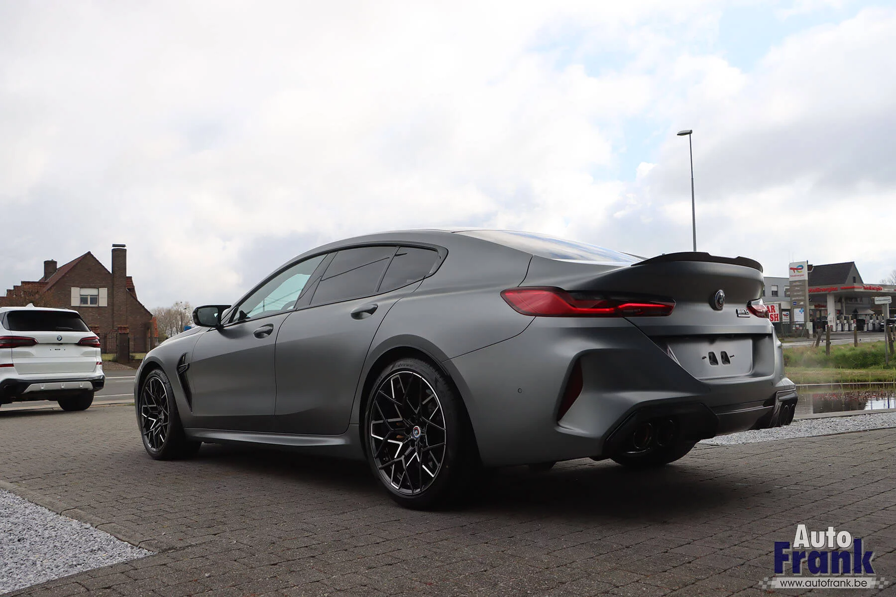 Frozen Pure Grey BMW M8