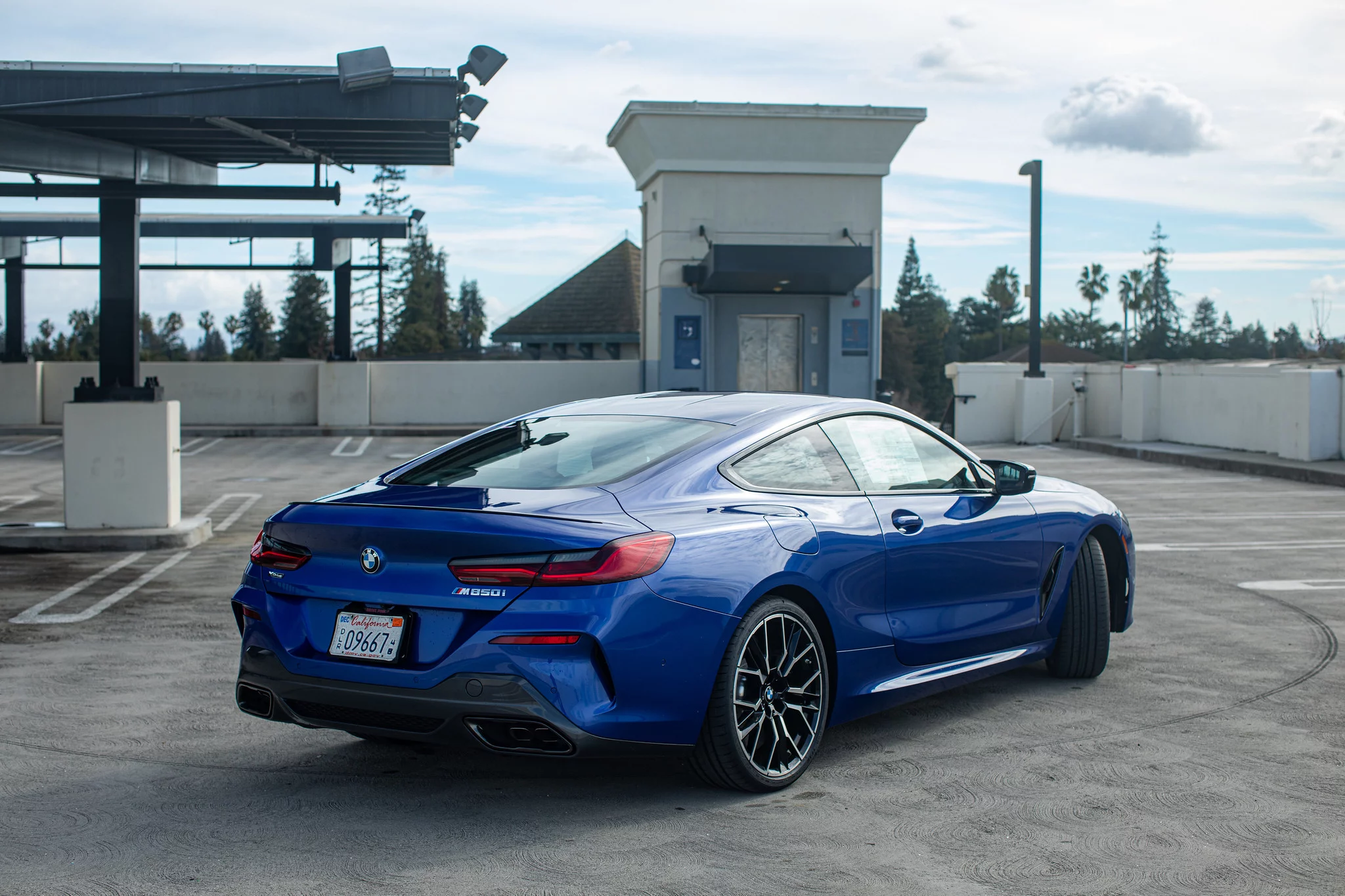 Portimao Blue BMW 8 Series