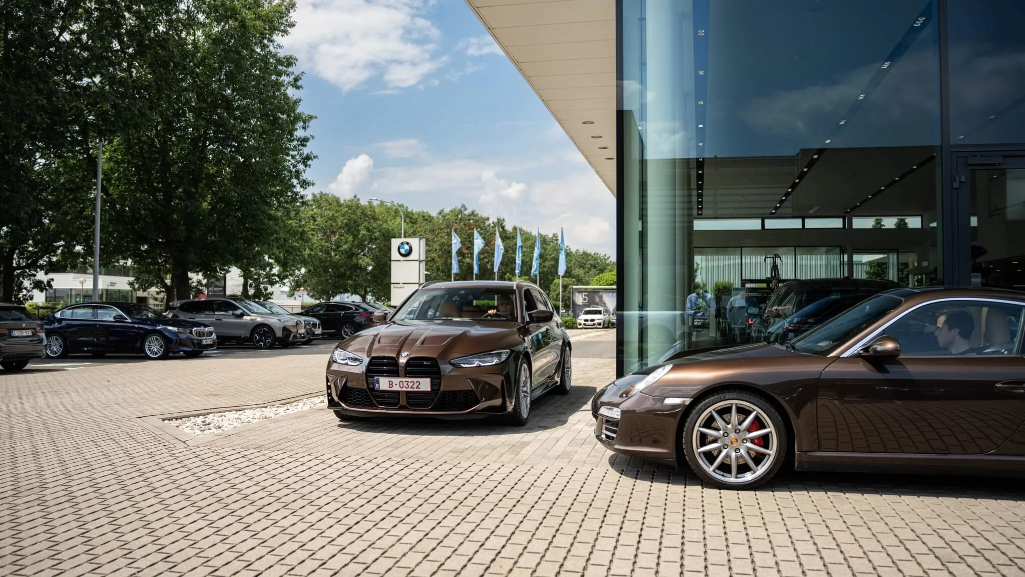 Macadamia Metallic BMW M3