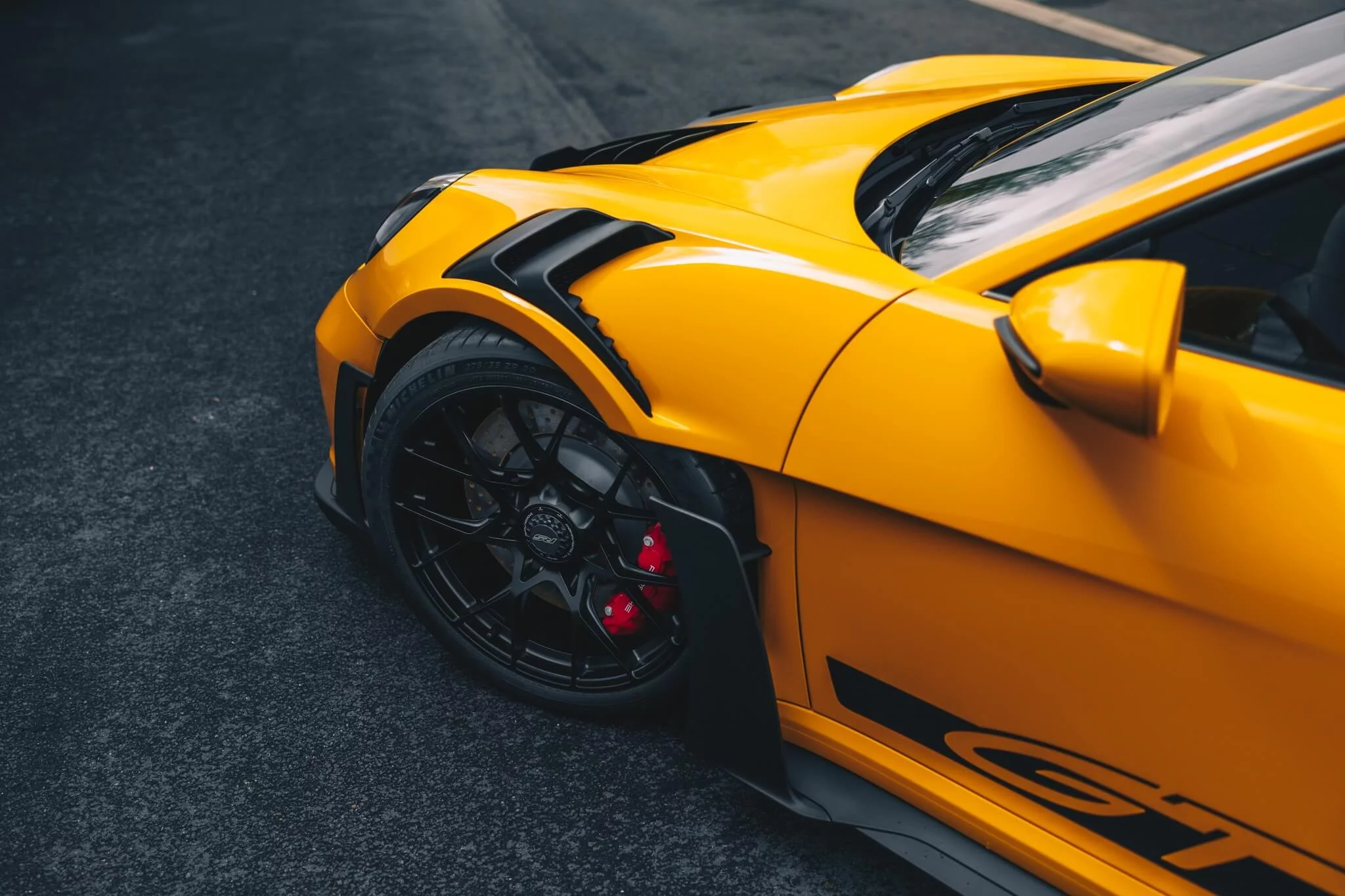 Signal Yellow Porsche 911 GT3 RS