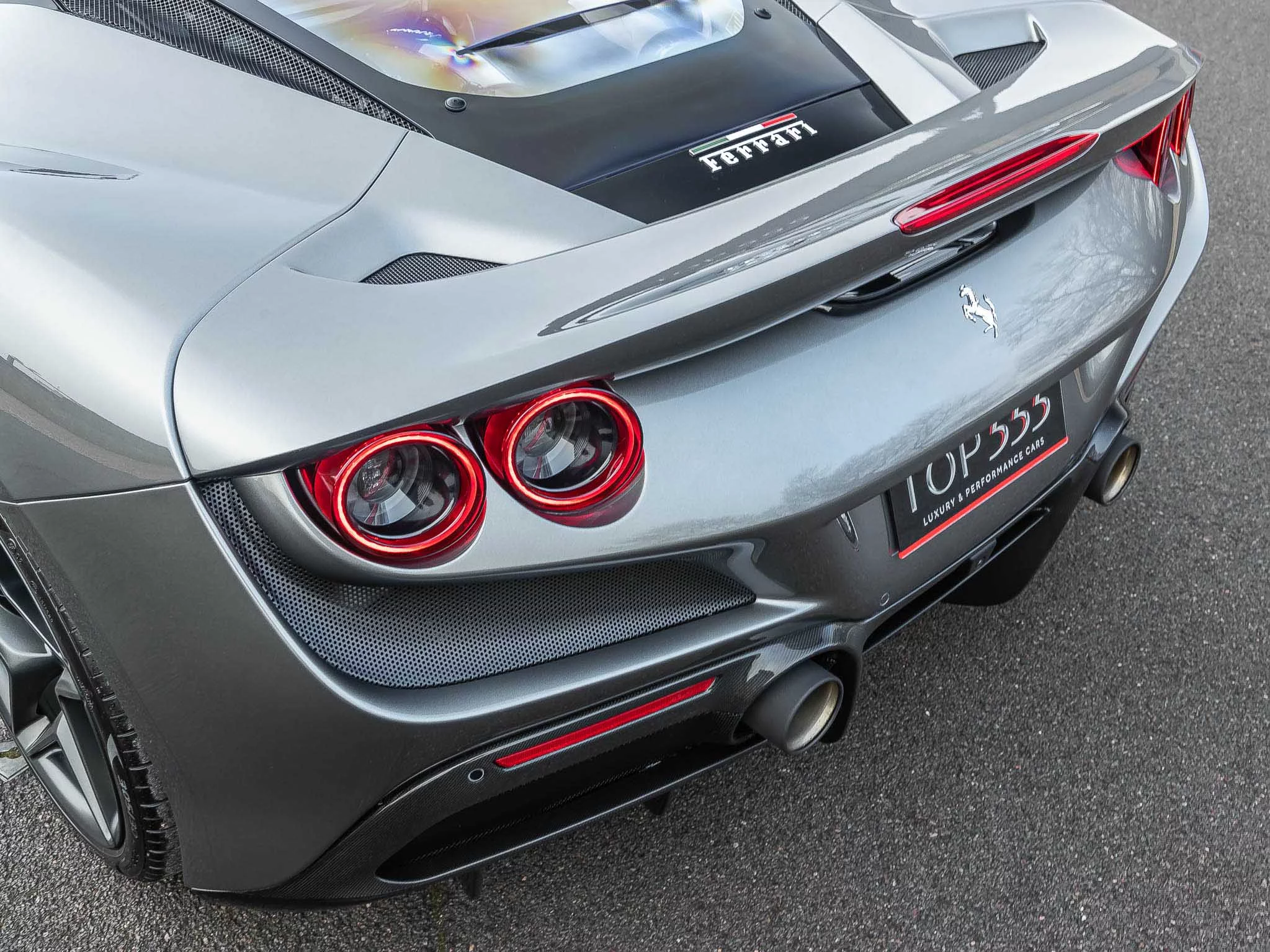 Grigio Ferro Ferrari F8