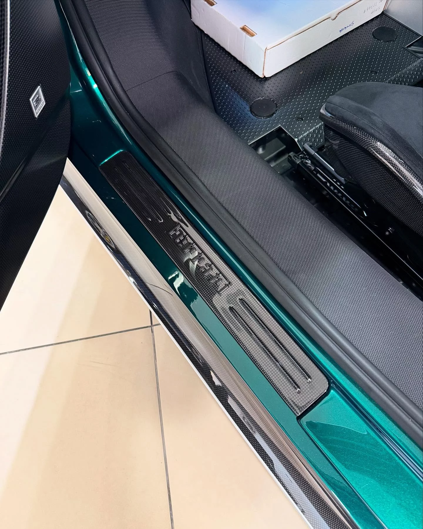 Verde GB23 Ferrari SF90
