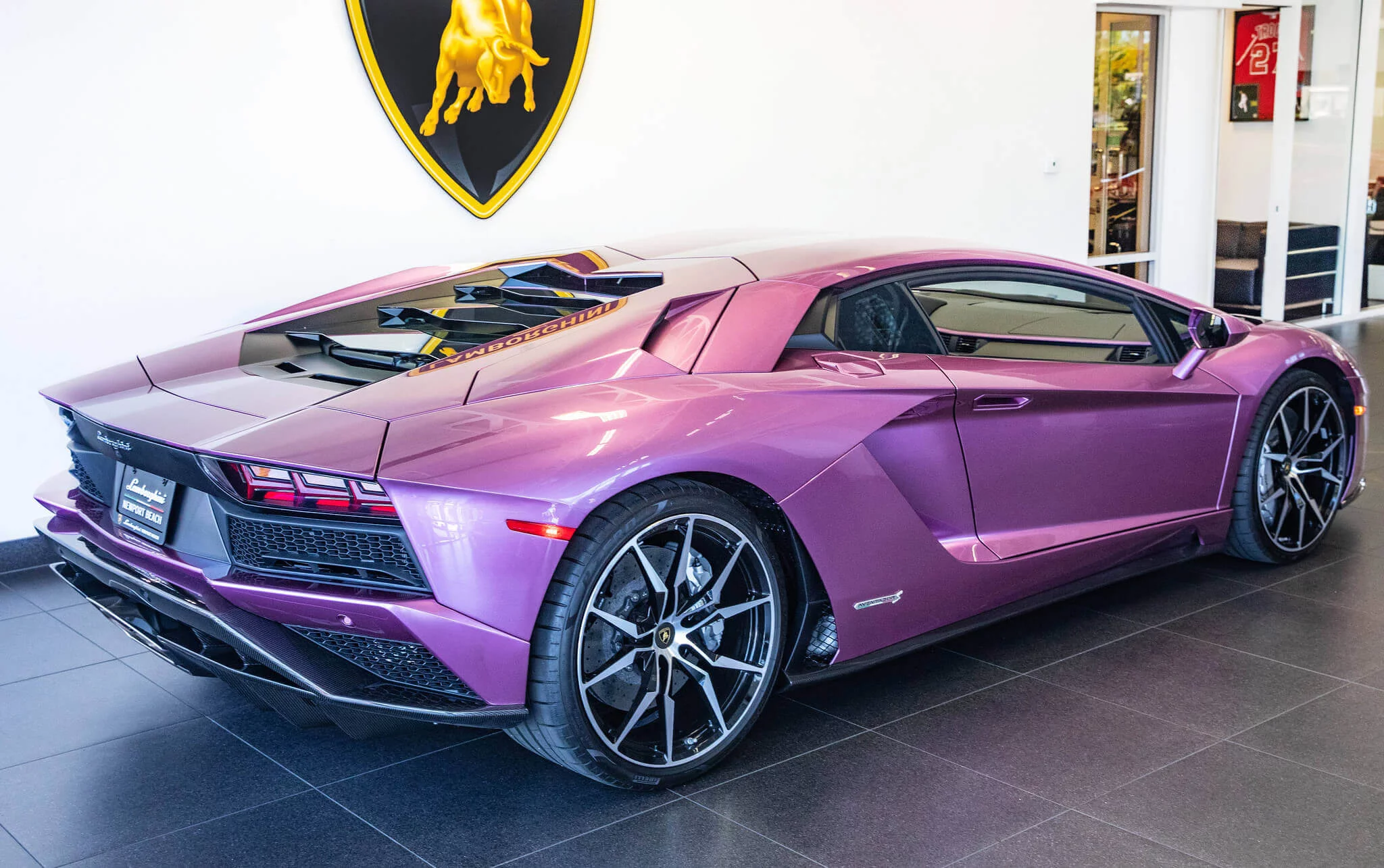 Viola SE30 Lamborghini Aventador