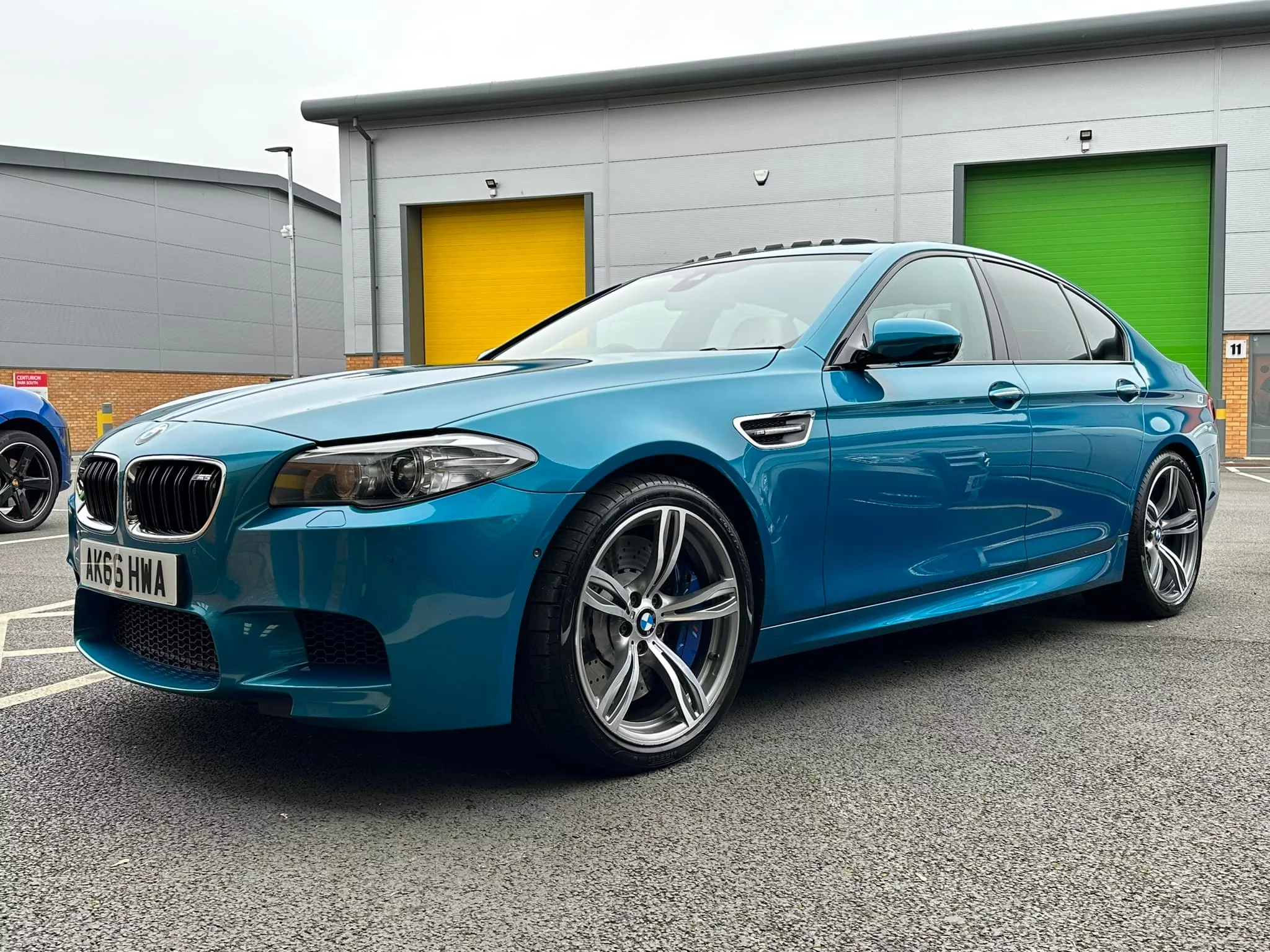 Atlantis BMW M5