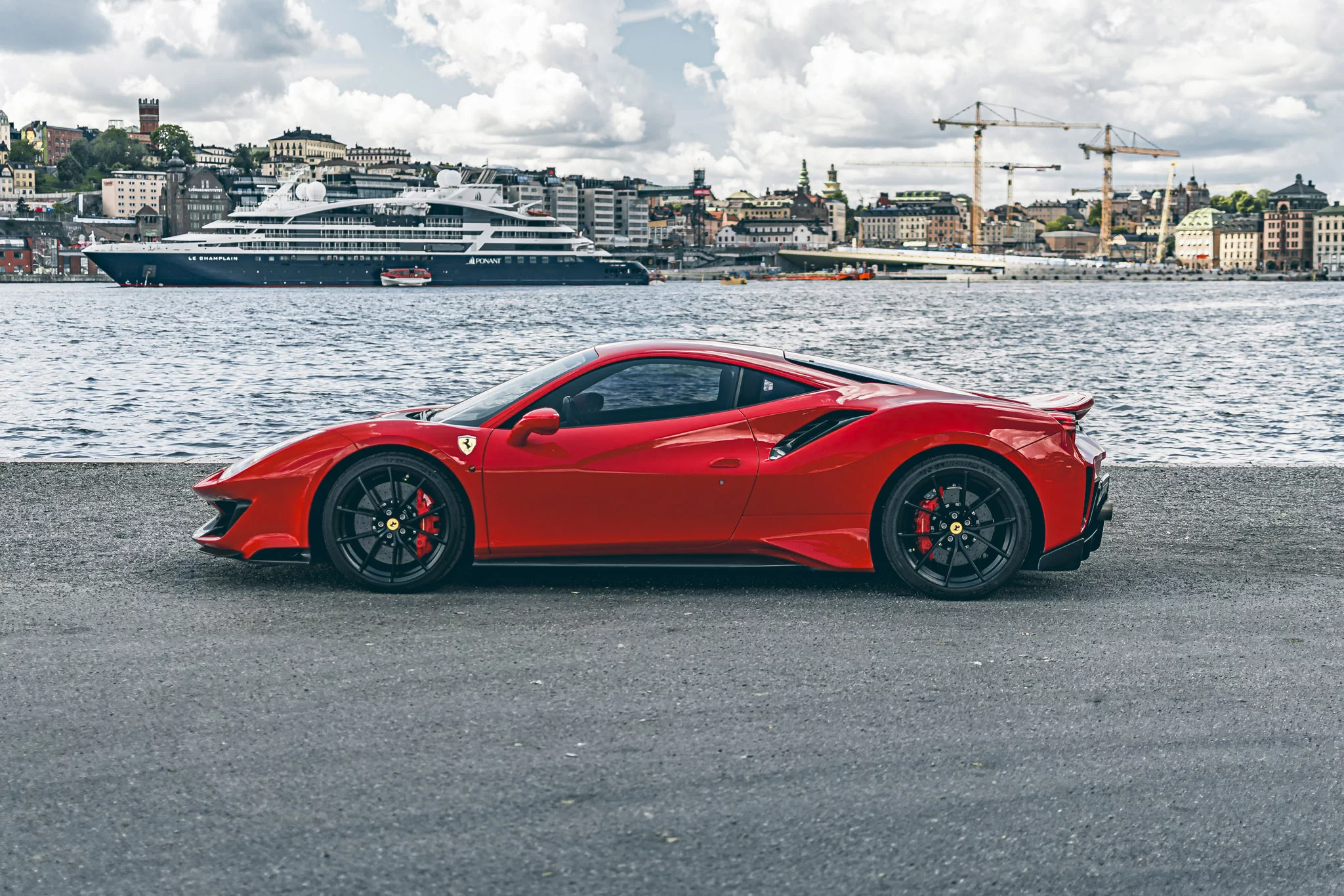 Rosso Scuderia Ferrari 488
