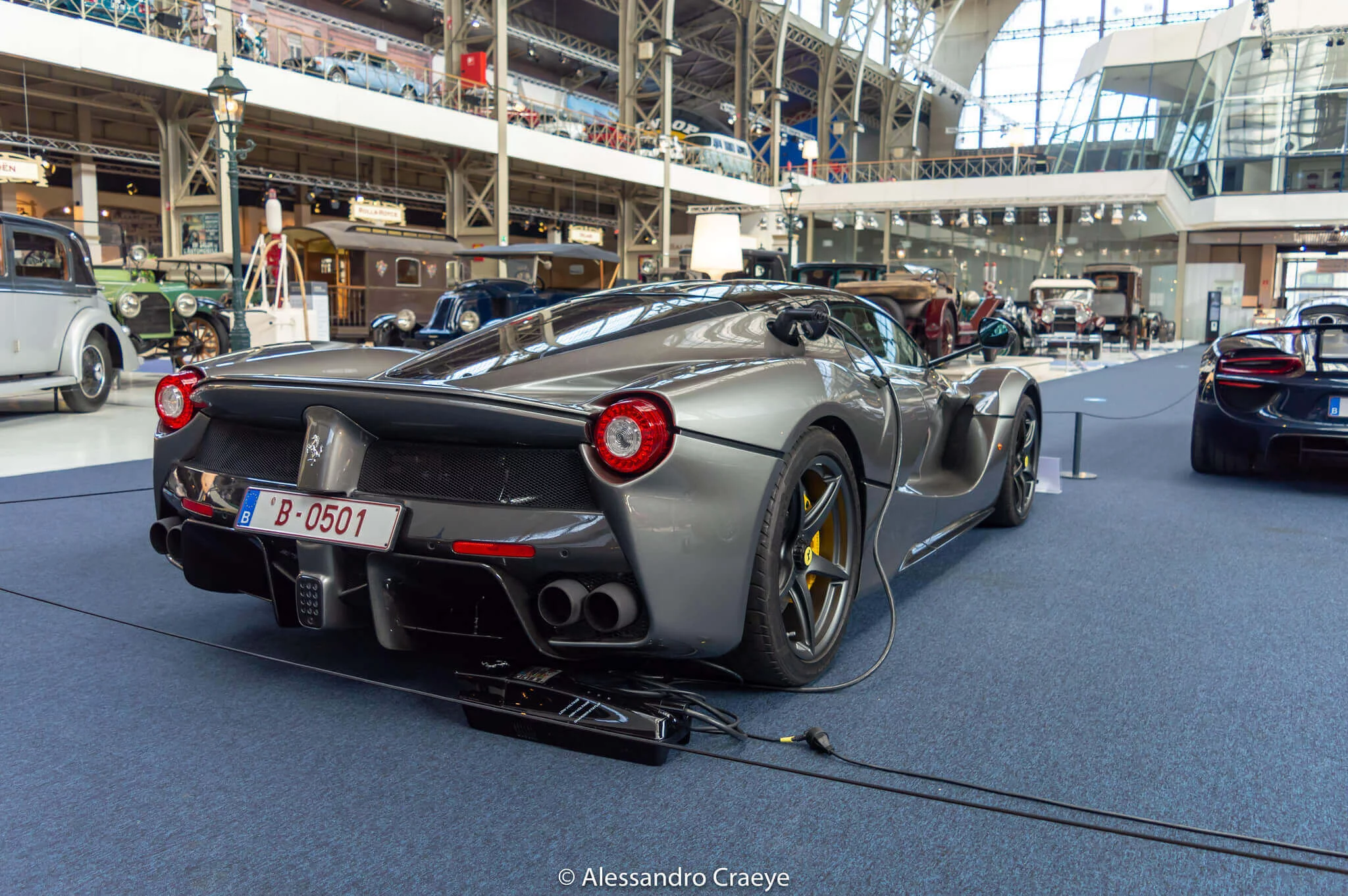 Grigio Ferro Ferrari LaFerrari
