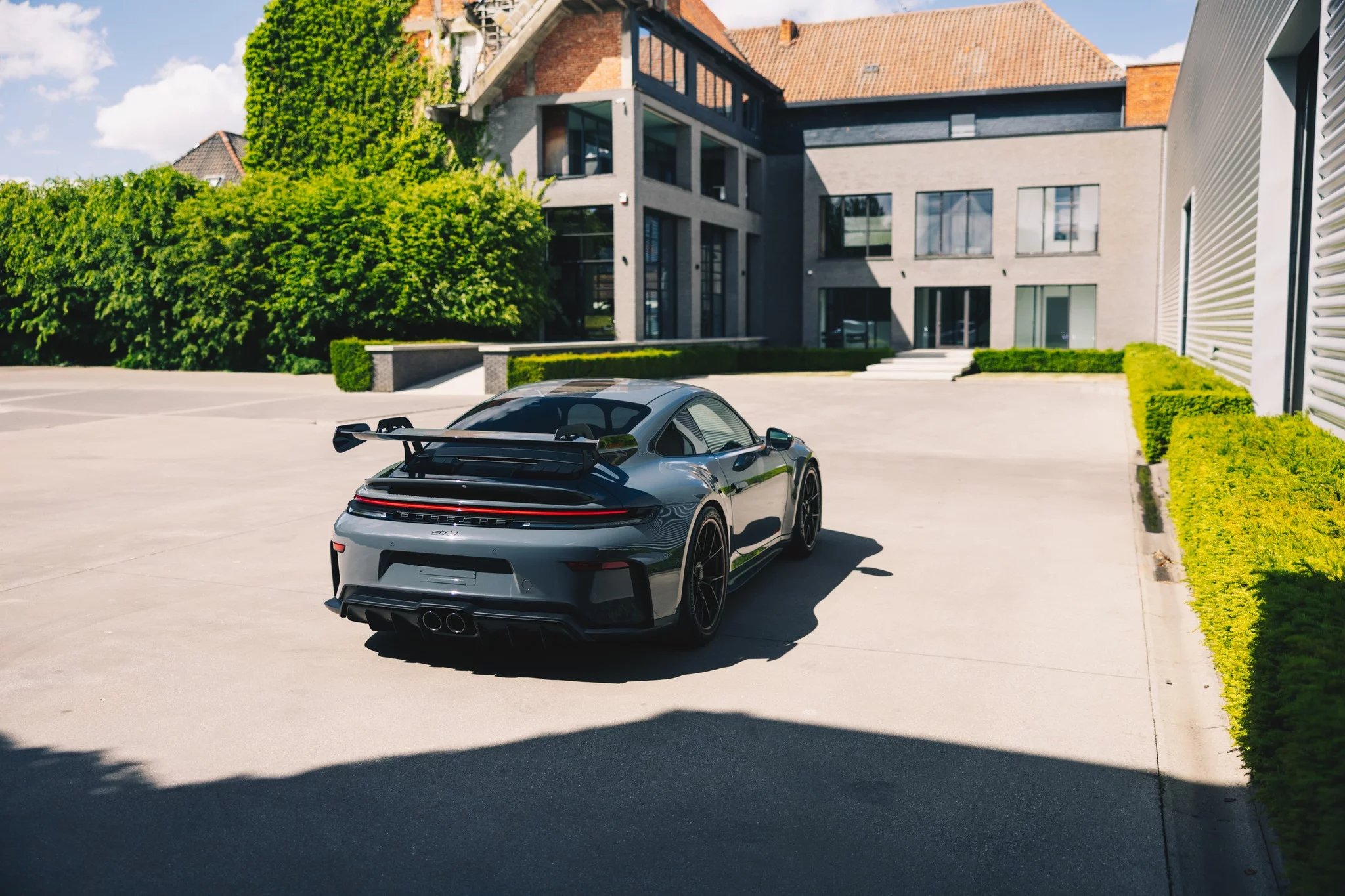 Slate Grey Neo Porsche 911 GT3