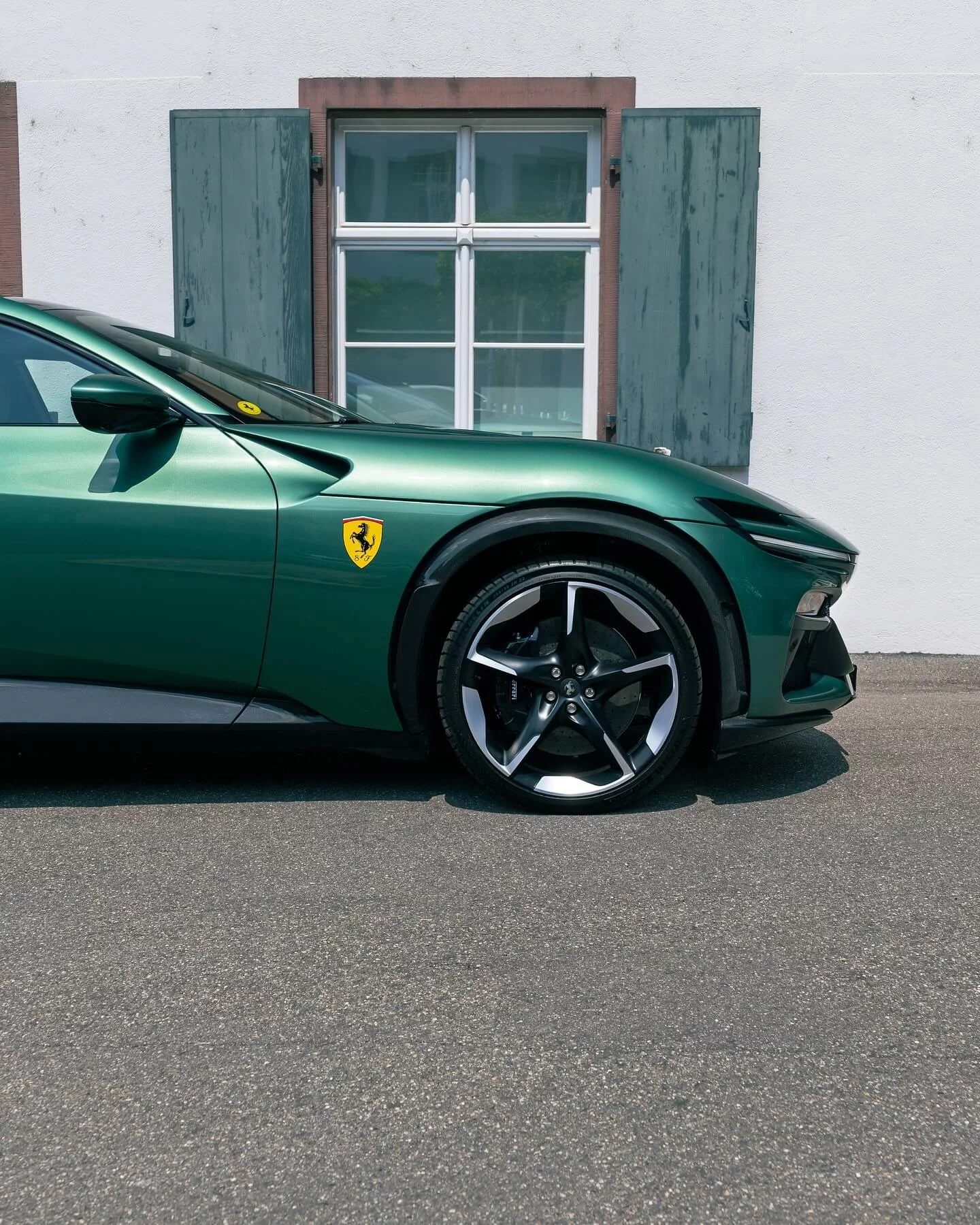 Verde Medio Ferrari Purosangue