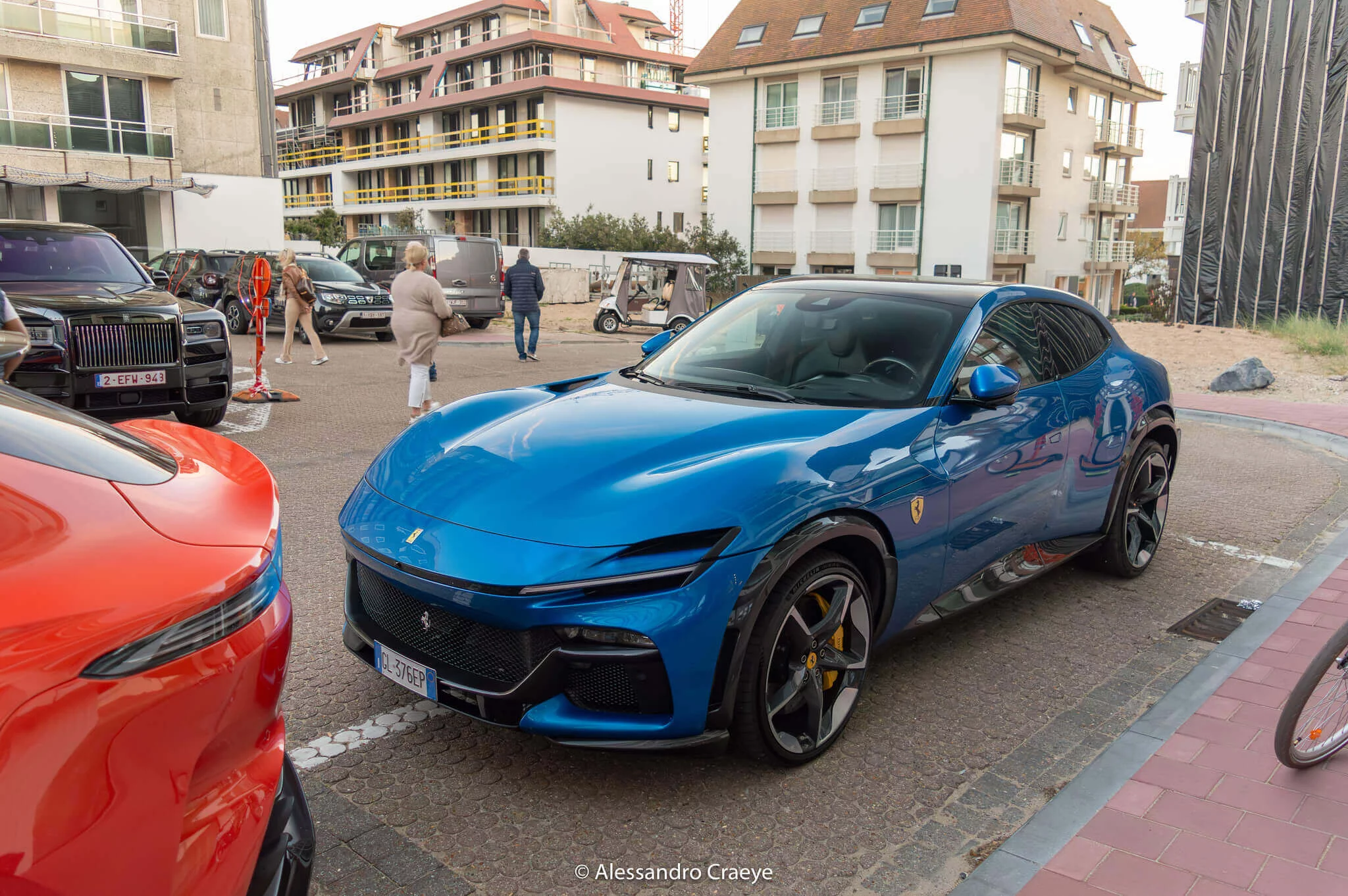 Blu Corsa Ferrari Purosangue