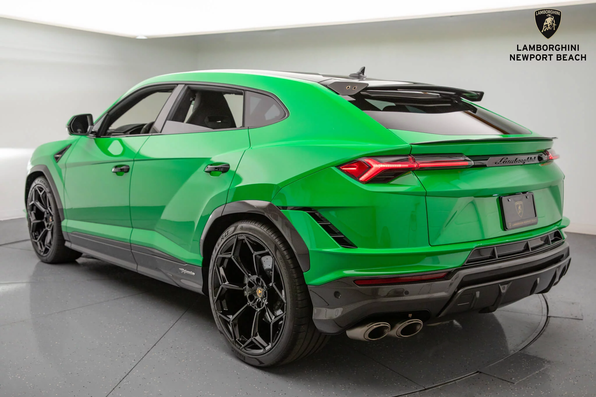 Verde Viper Lamborghini Urus