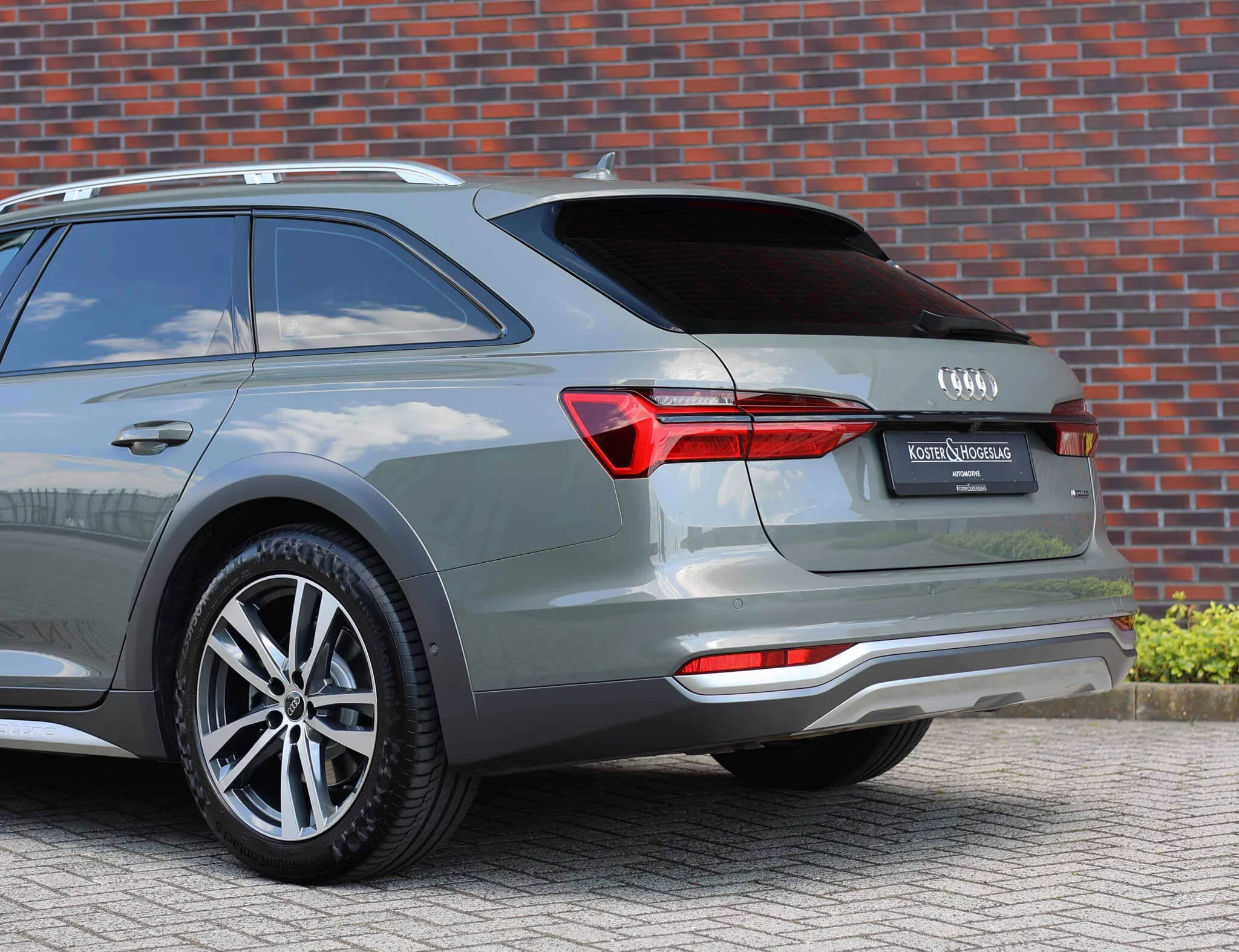 Chronos Grey Audi A6