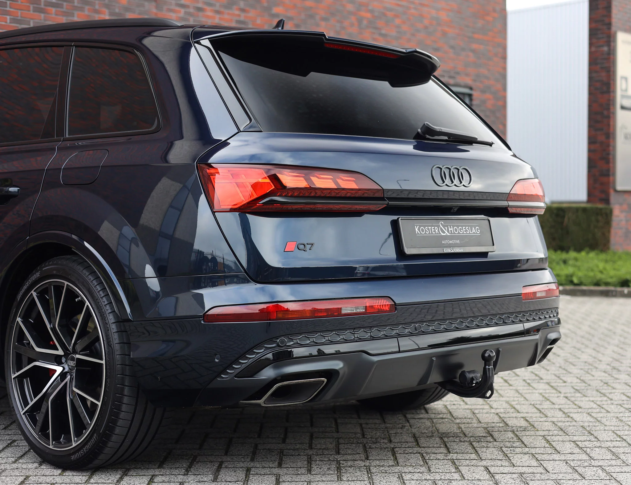 Waitomo Blue Audi Q7
