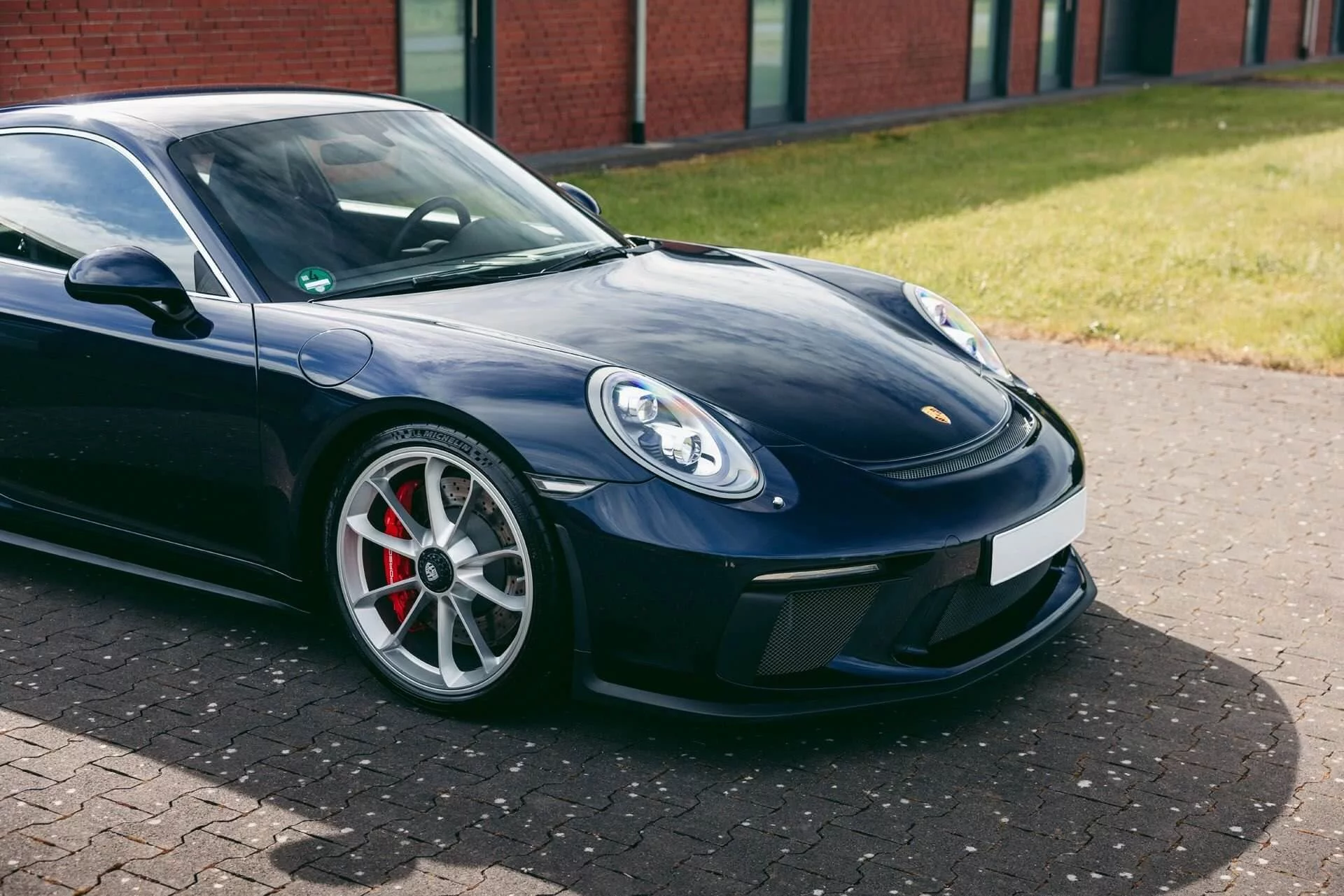 Night Blue Metallic Porsche 911 GT3