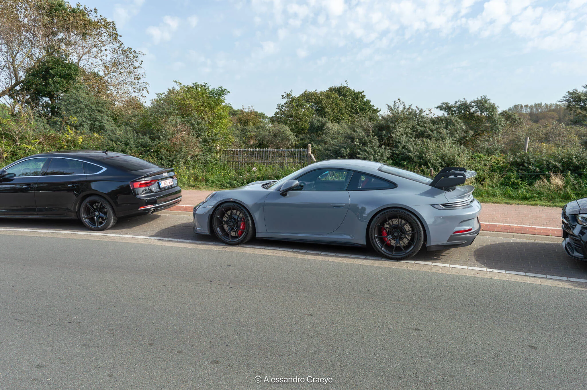 Arctic Grey Porsche 911 GT3