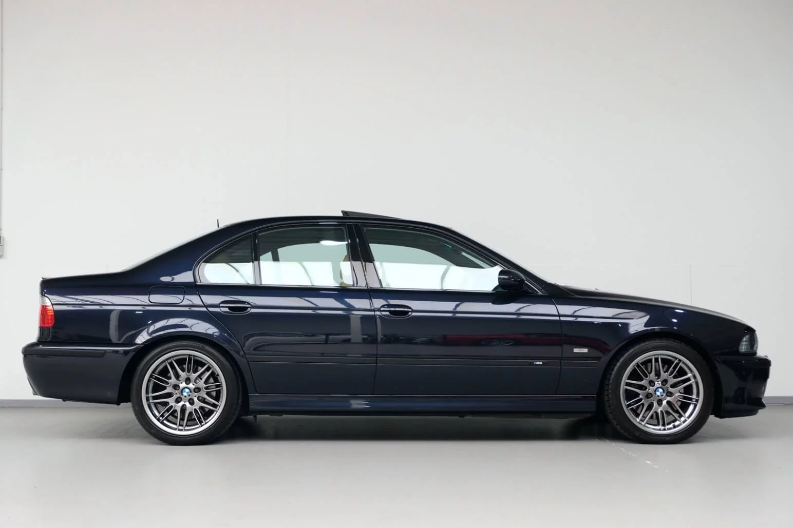 Night Blue BMW M5