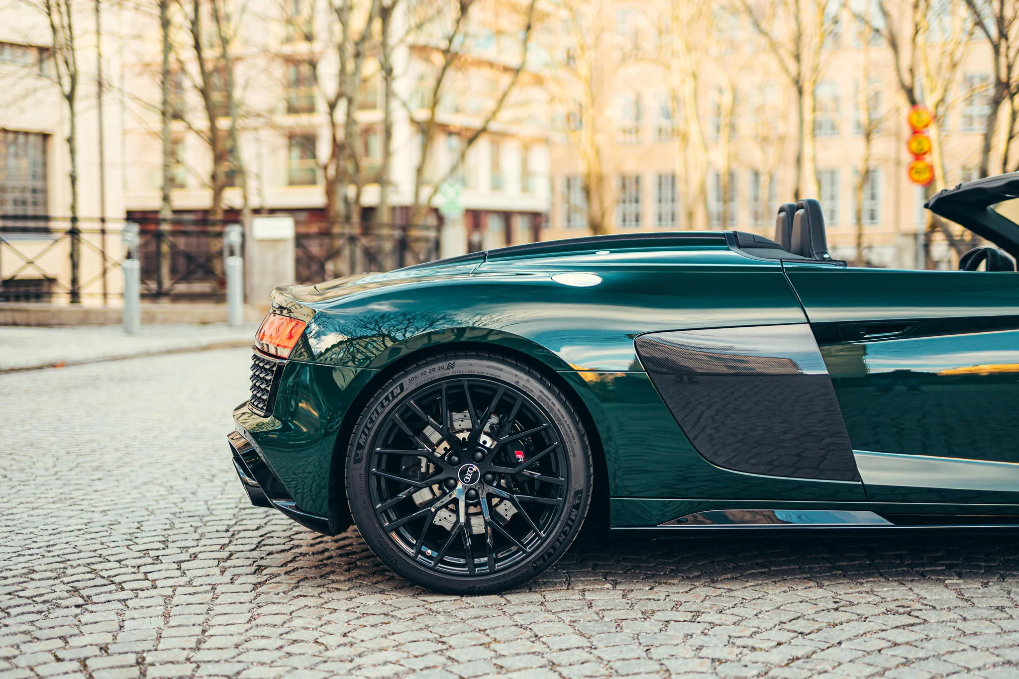 Goodwood Green Audi R8