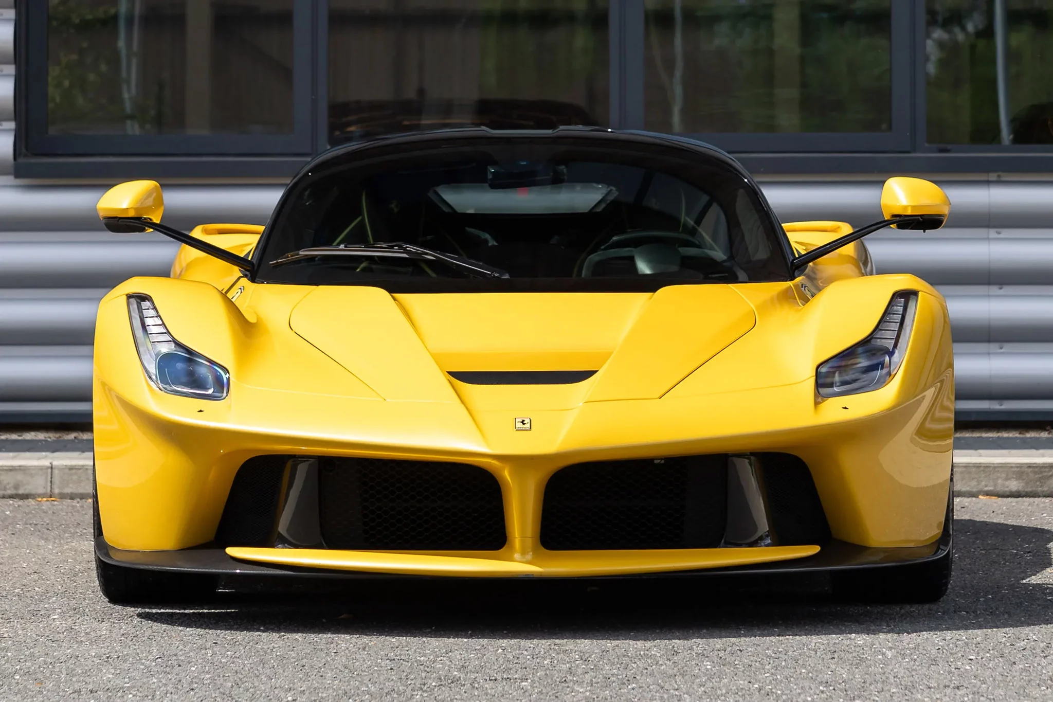 Giallo Triplo Strato Ferrari LaFerrari