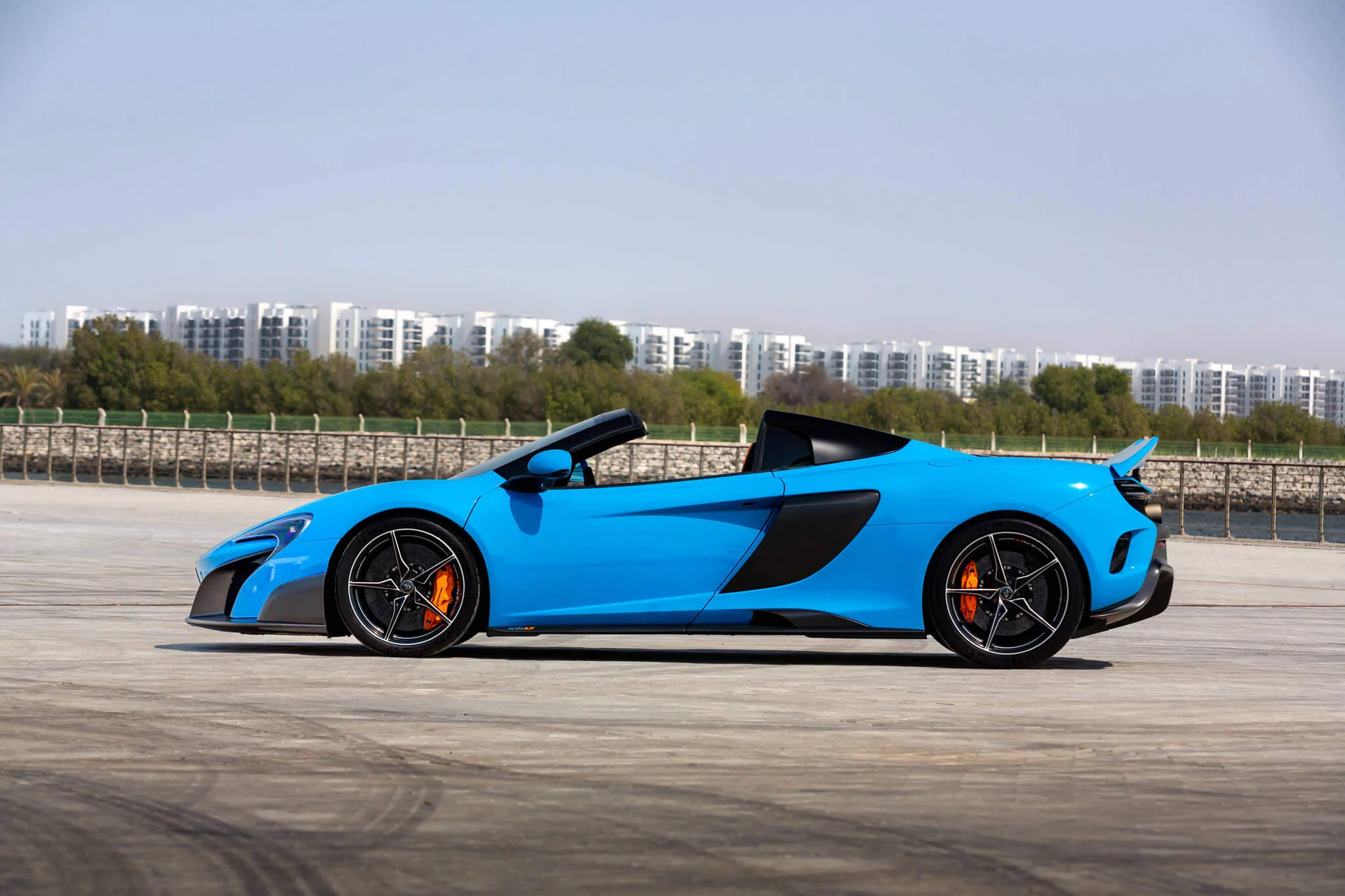 Mexico Blue McLaren 675LT