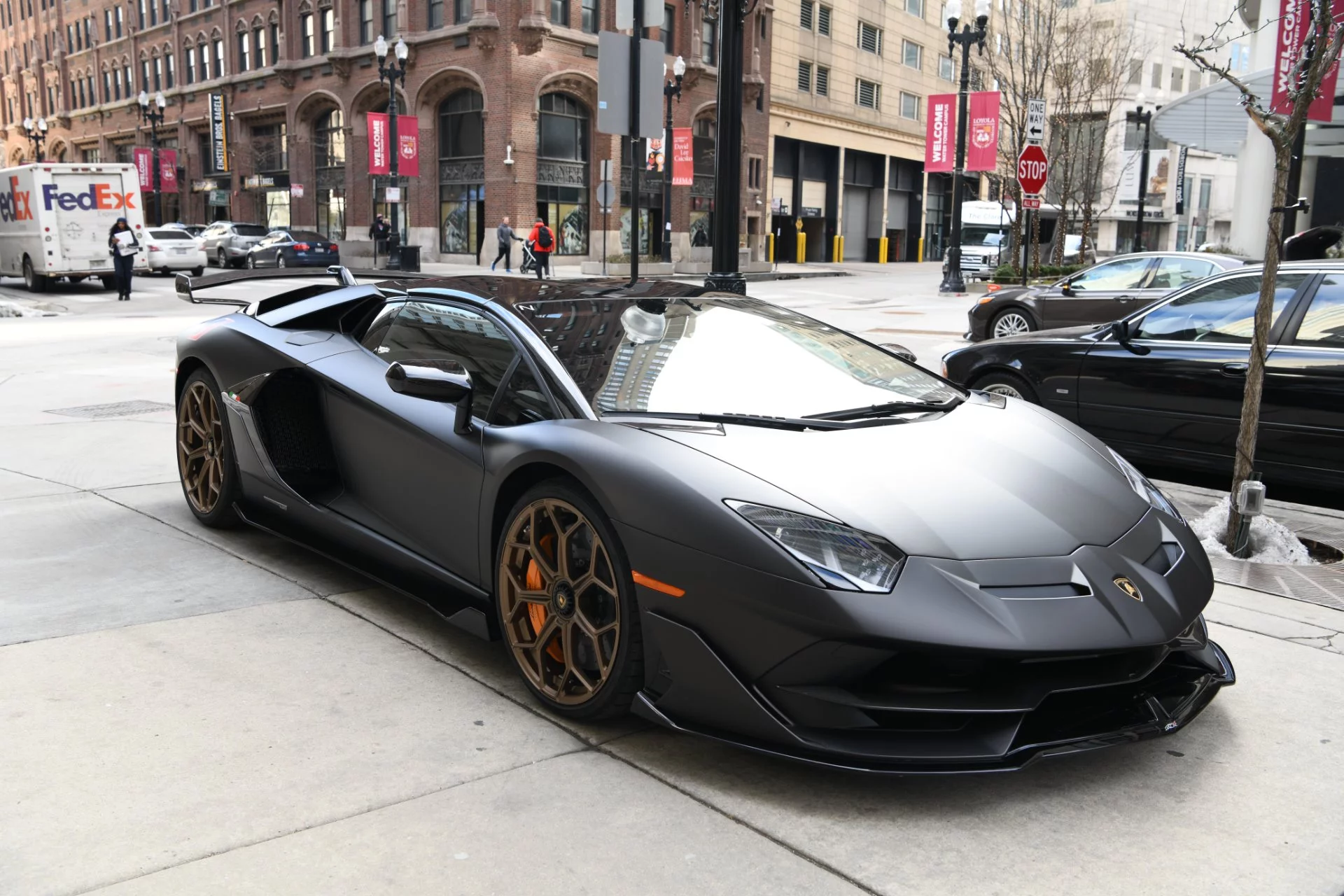 Marrone Apus Lamborghini Aventador
