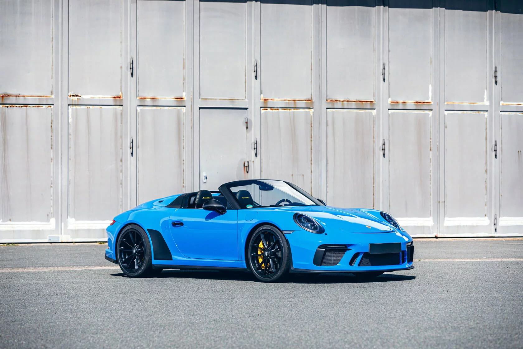 Voodoo Blue Porsche 911 Speedster
