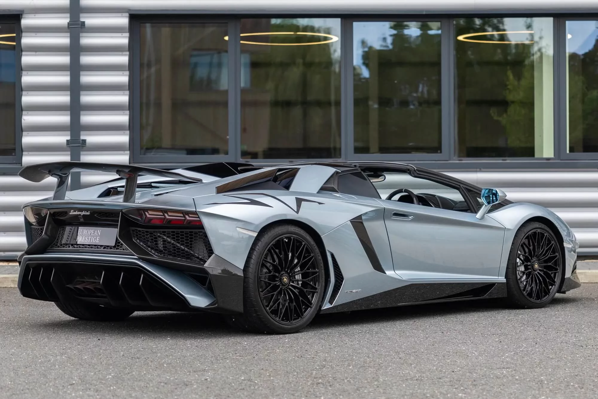 Azzurro Thetys Lamborghini Aventador