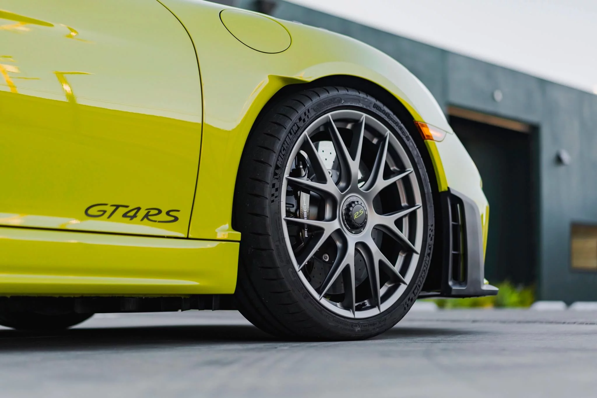 Linden Green Porsche 718 Cayman GT4 RS