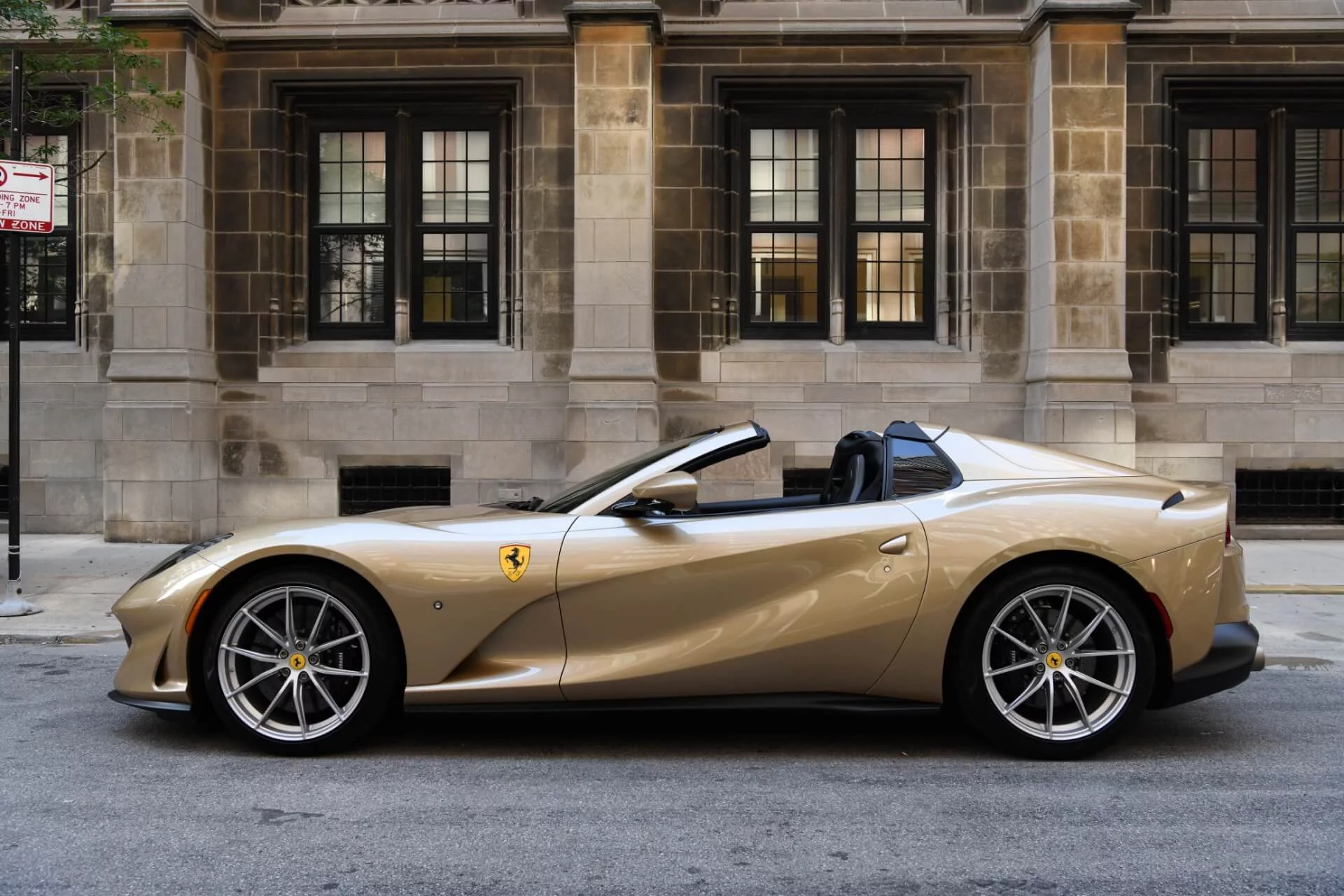 Oro Chiaro Ferrari 812