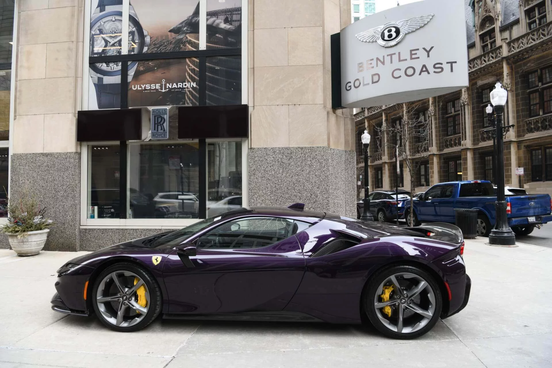Viola Hong Kong Ferrari SF90