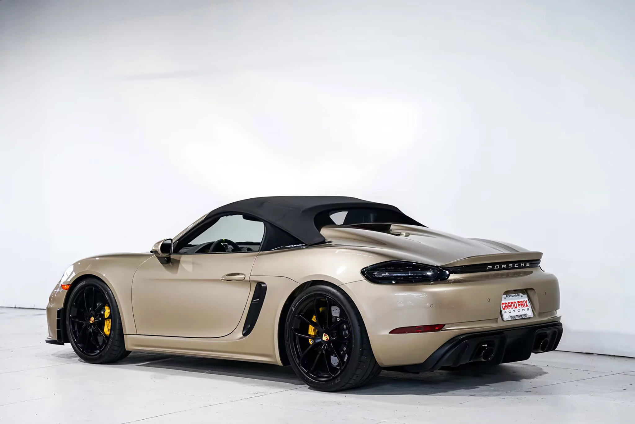 Gold Bronze Metallic Porsche 718