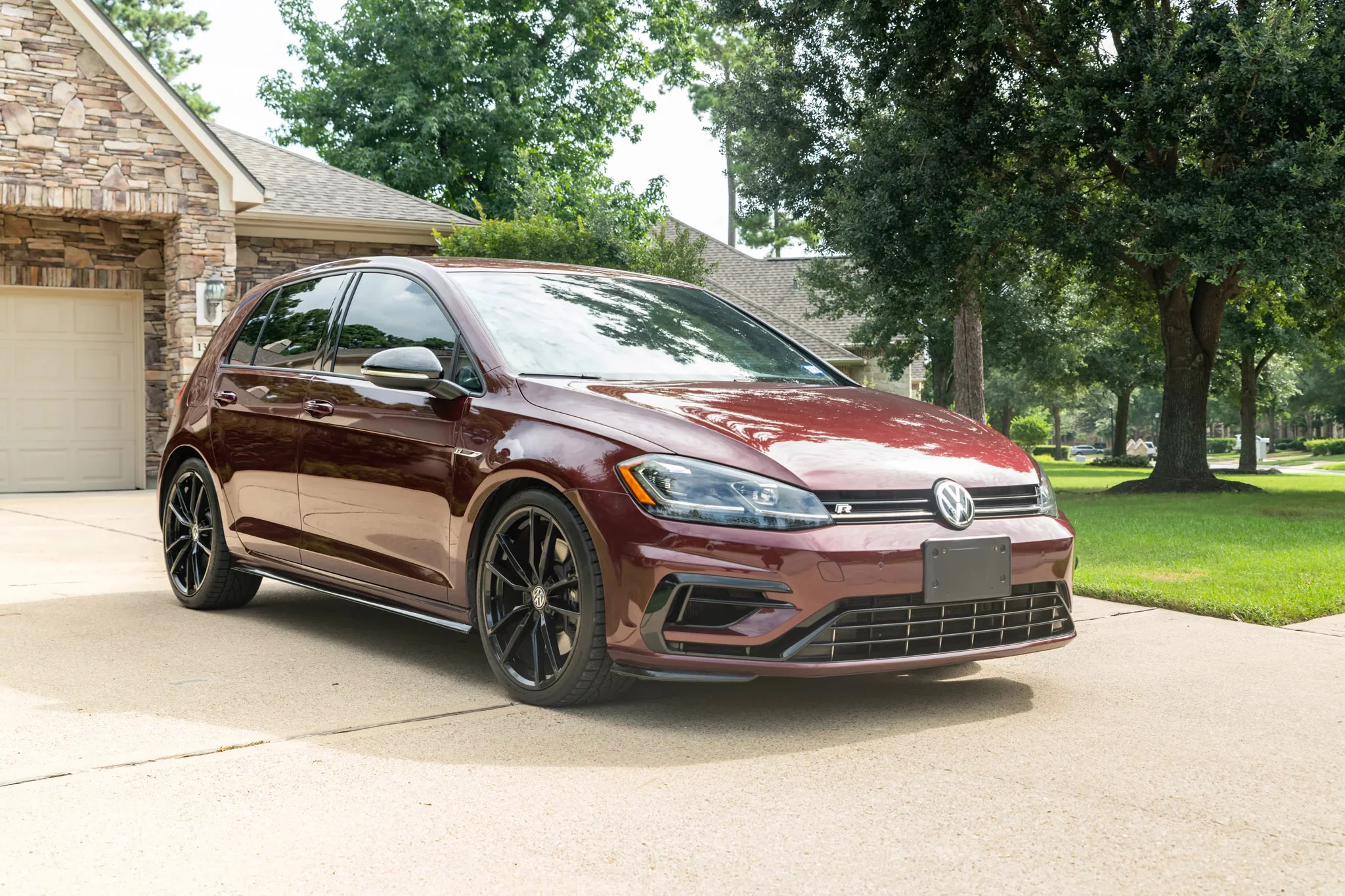 Bordeaux Red Volkswagen Golf