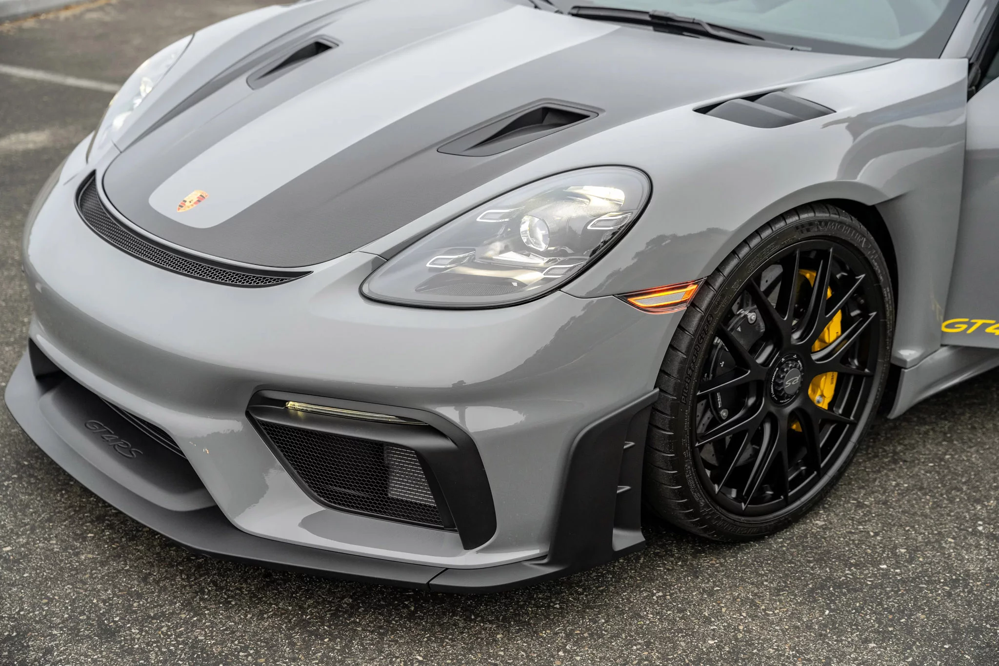 Nardo Grey Porsche 718 Cayman GT4 RS