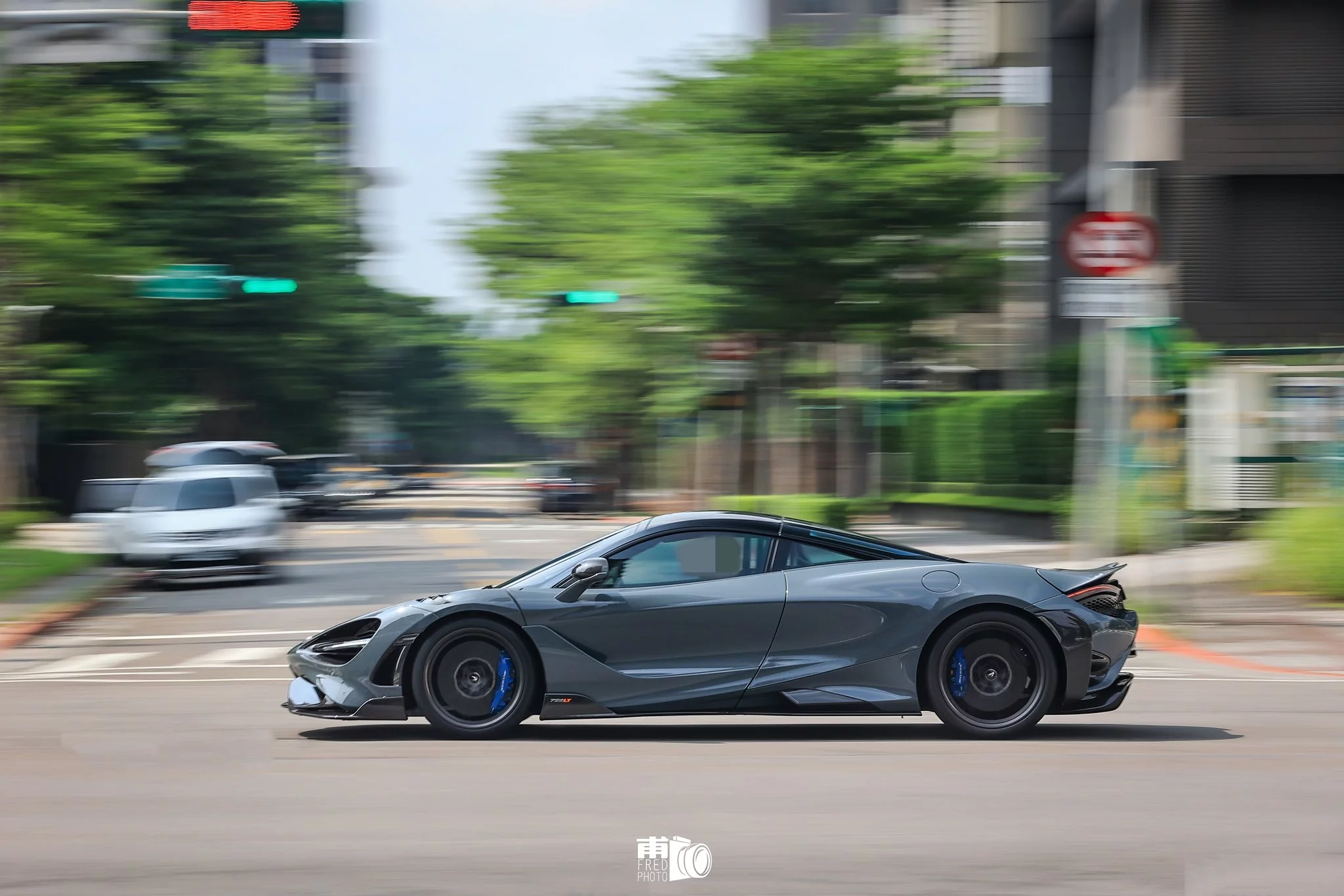 Chicane Grey McLaren 765LT